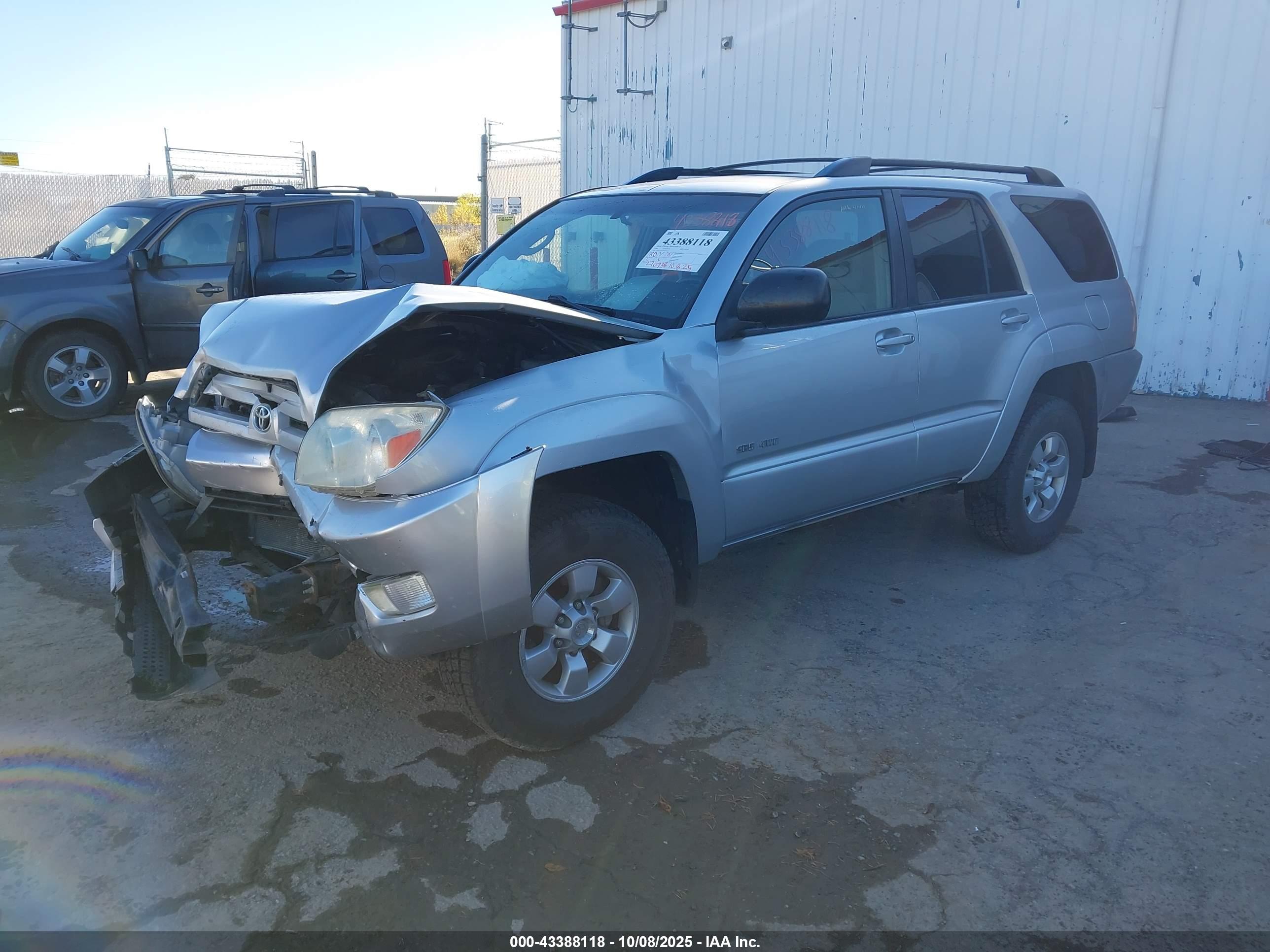 TOYOTA 4RUNNER image 2