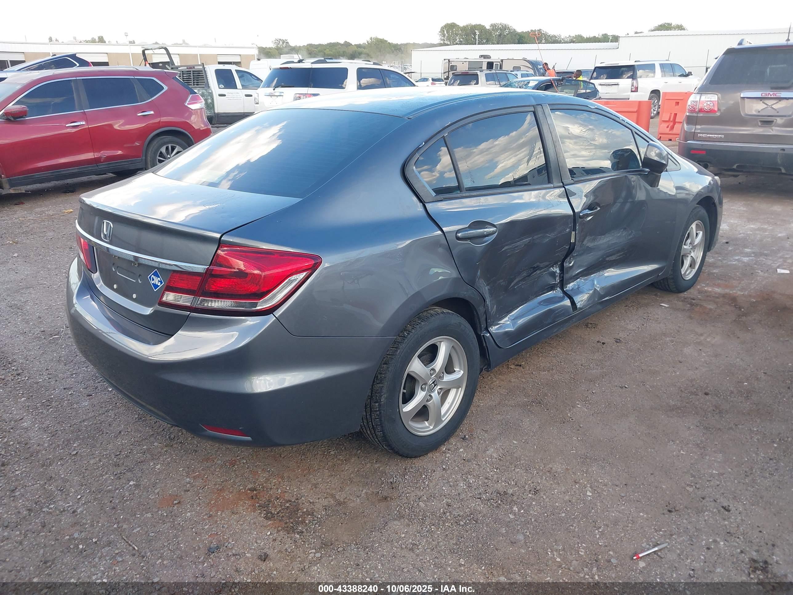 HONDA CIVIC image 4