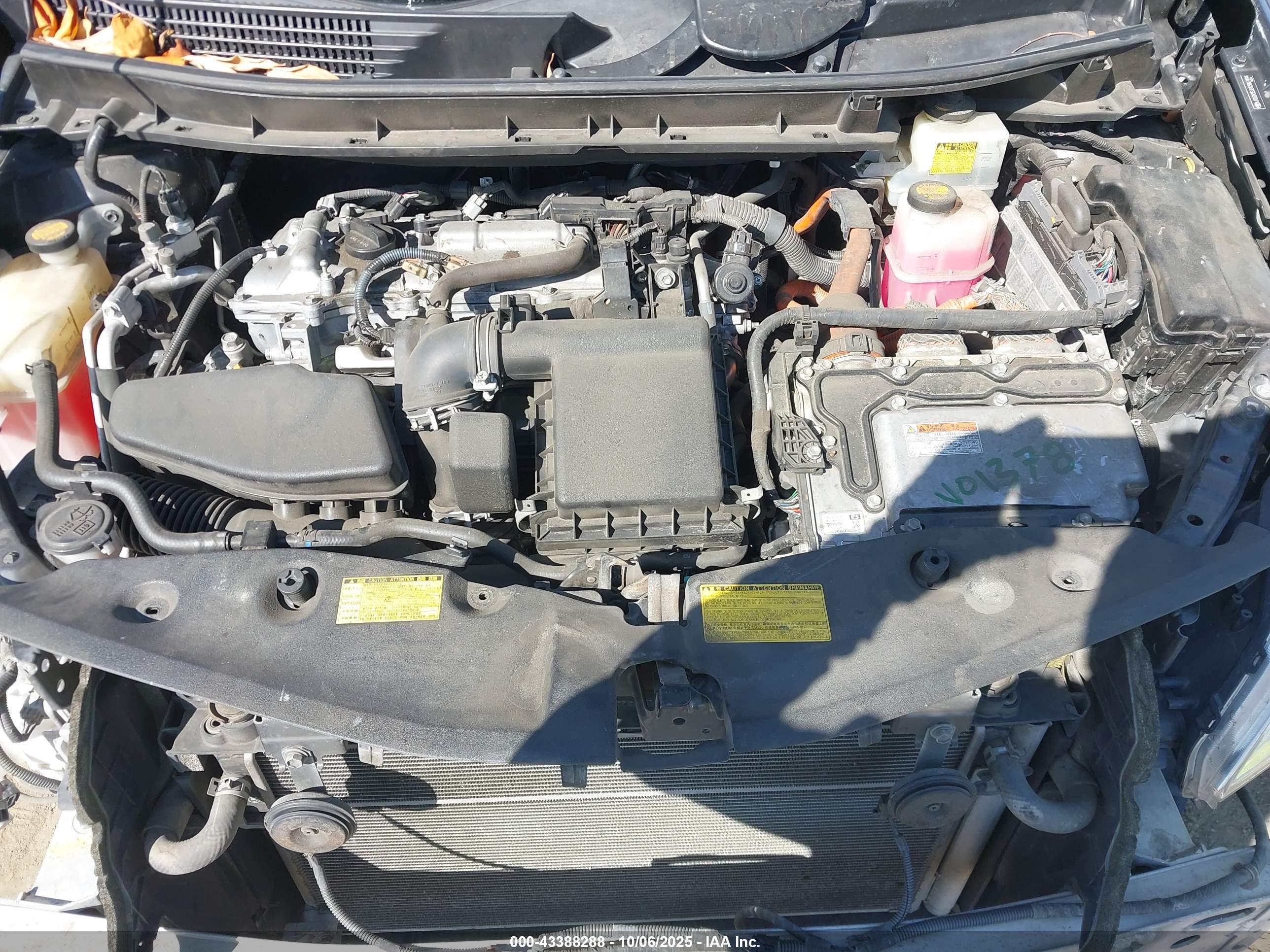 TOYOTA PRIUS image 10