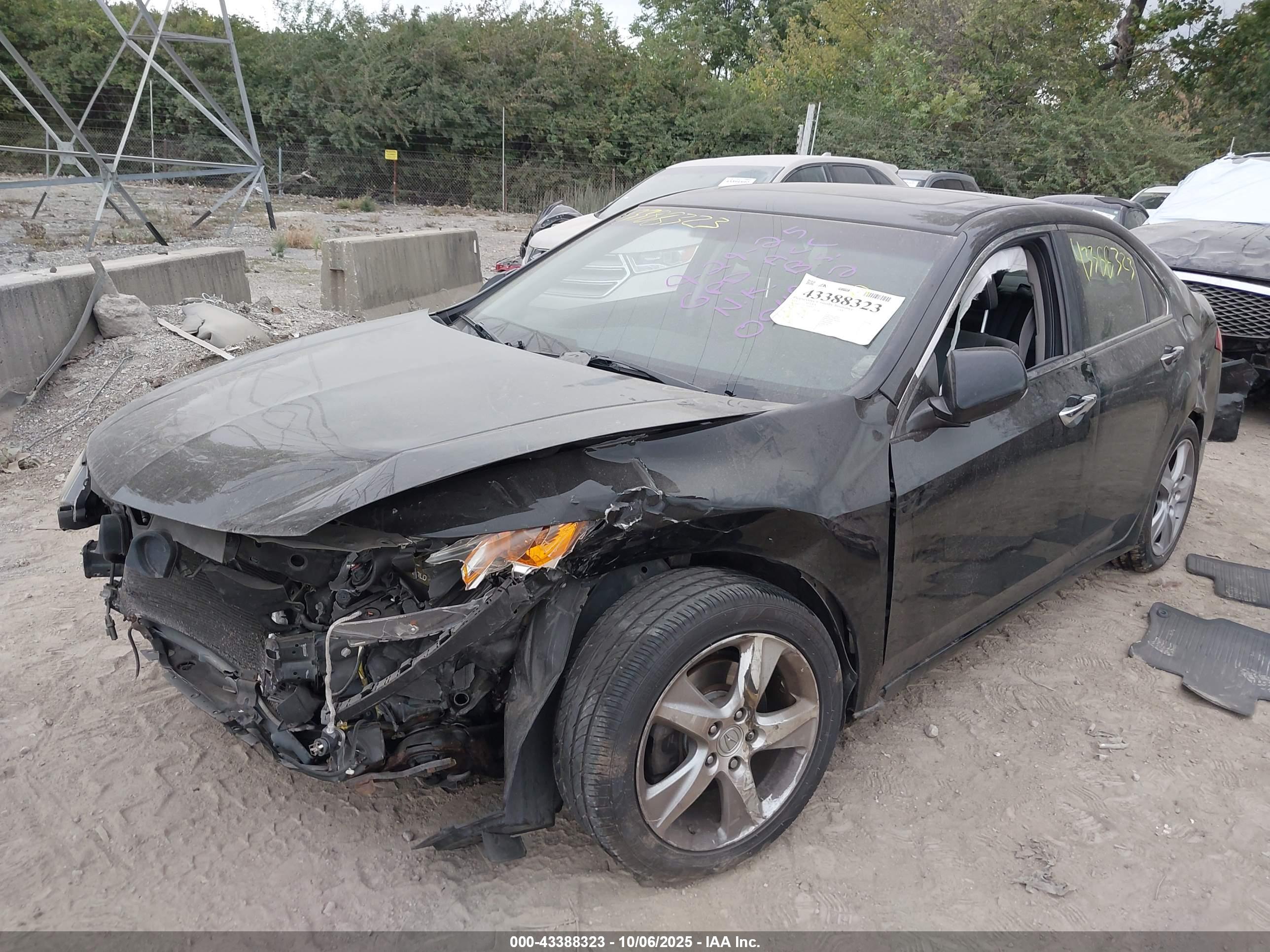 ACURA TSX image 2