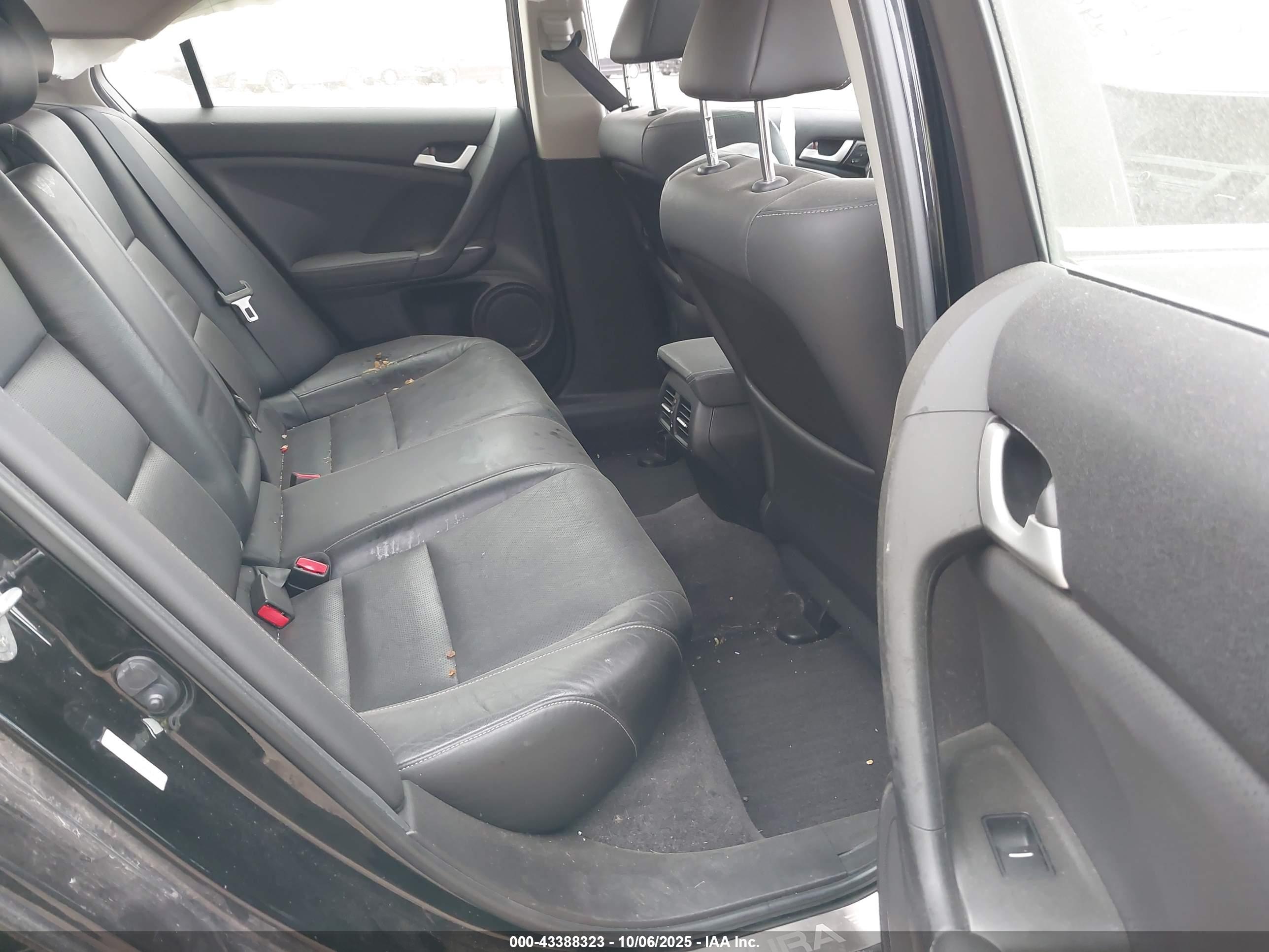 ACURA TSX image 8