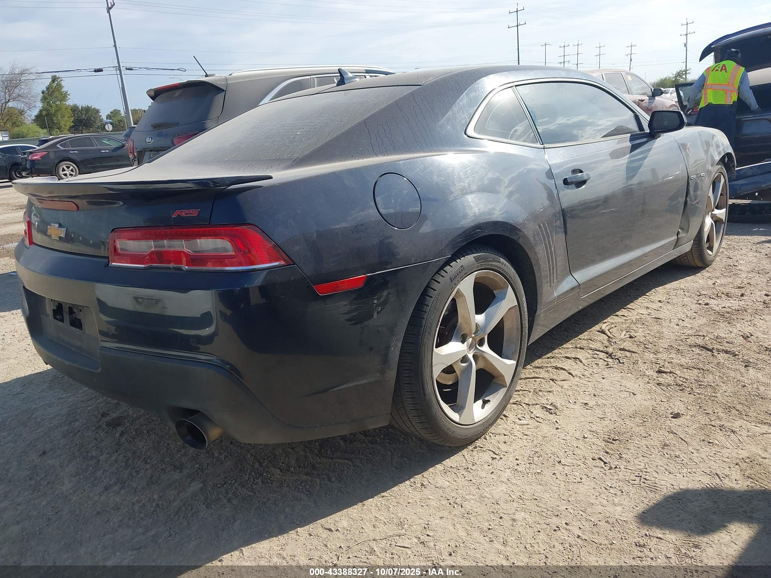 CHEVROLET CAMARO image 4