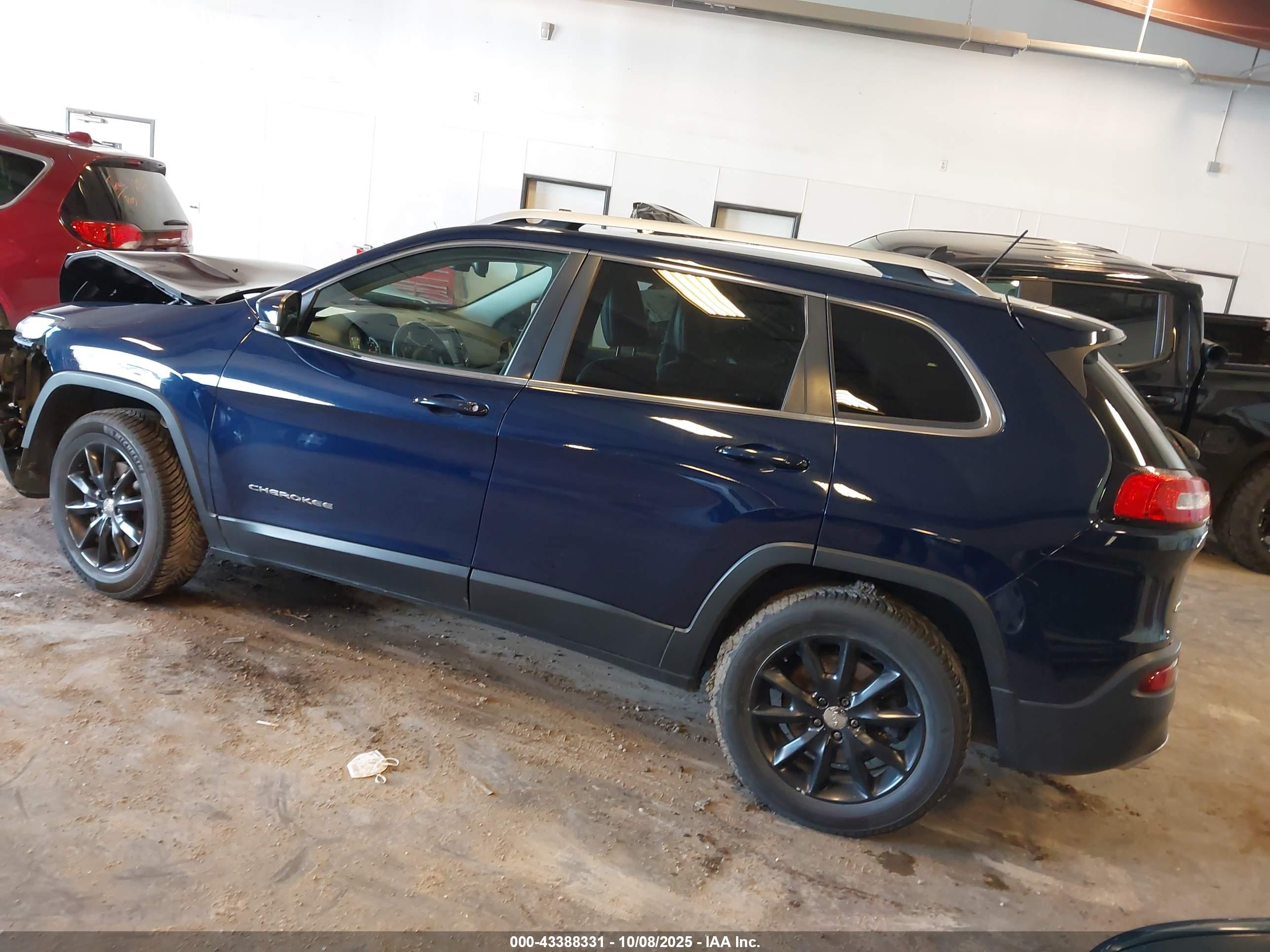JEEP CHEROKEE image 3