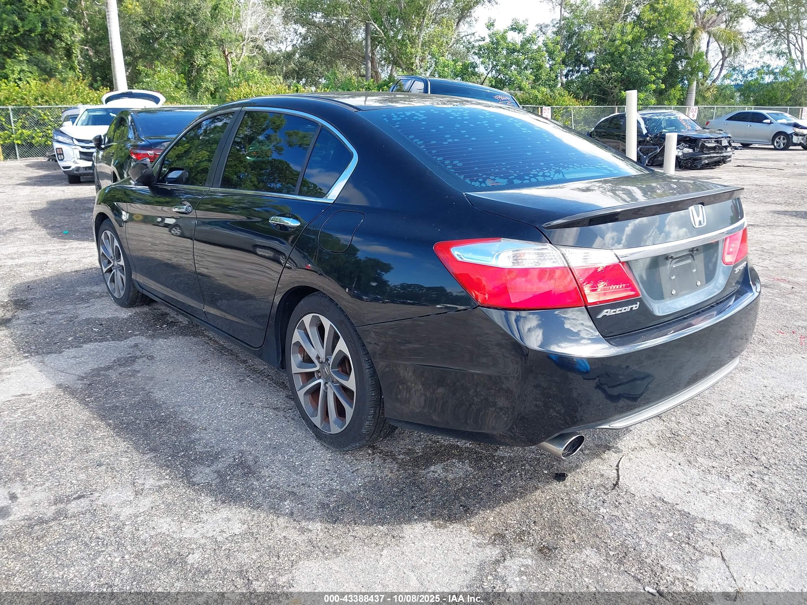 HONDA ACCORD image 3
