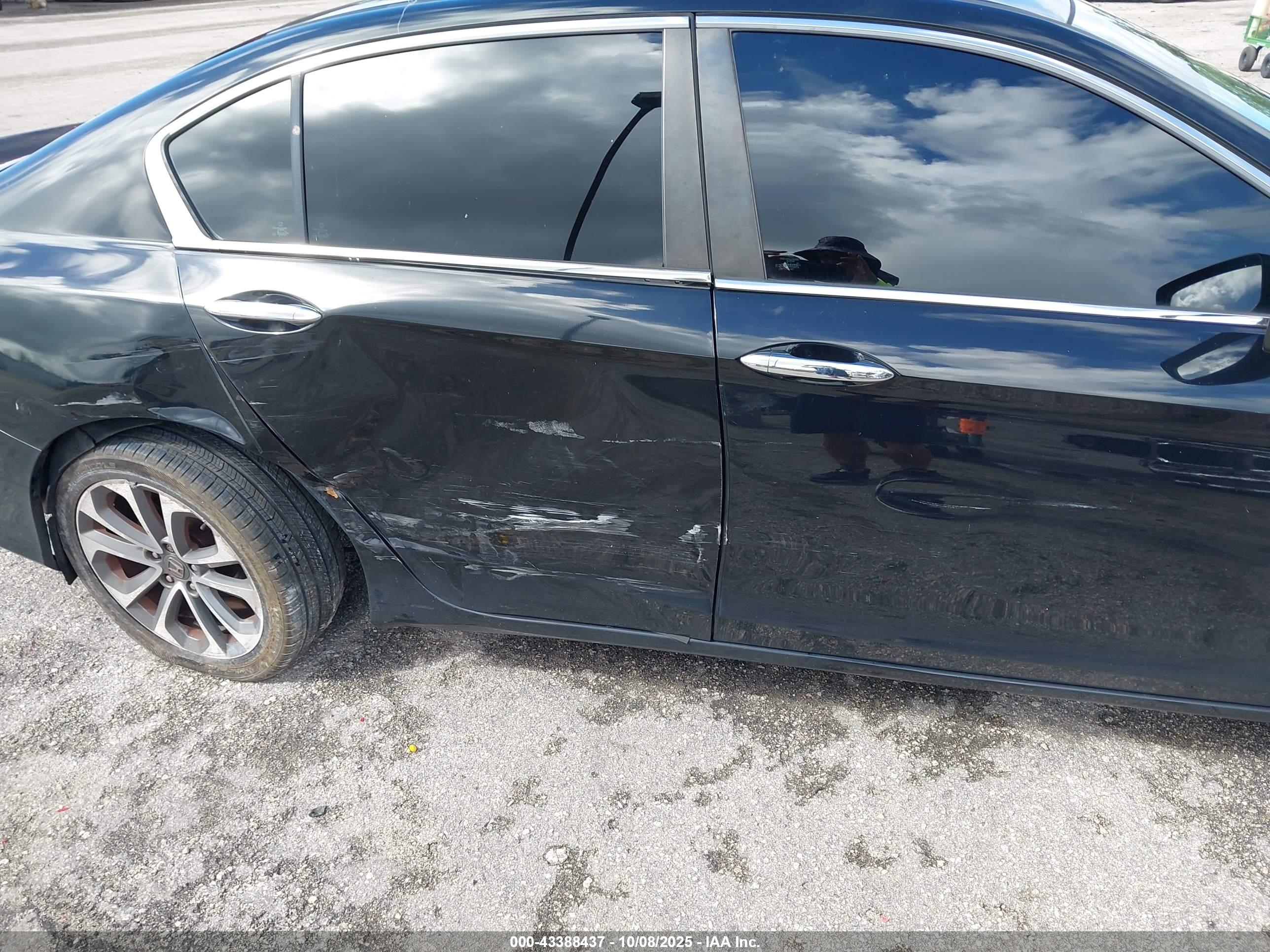 HONDA ACCORD image 6