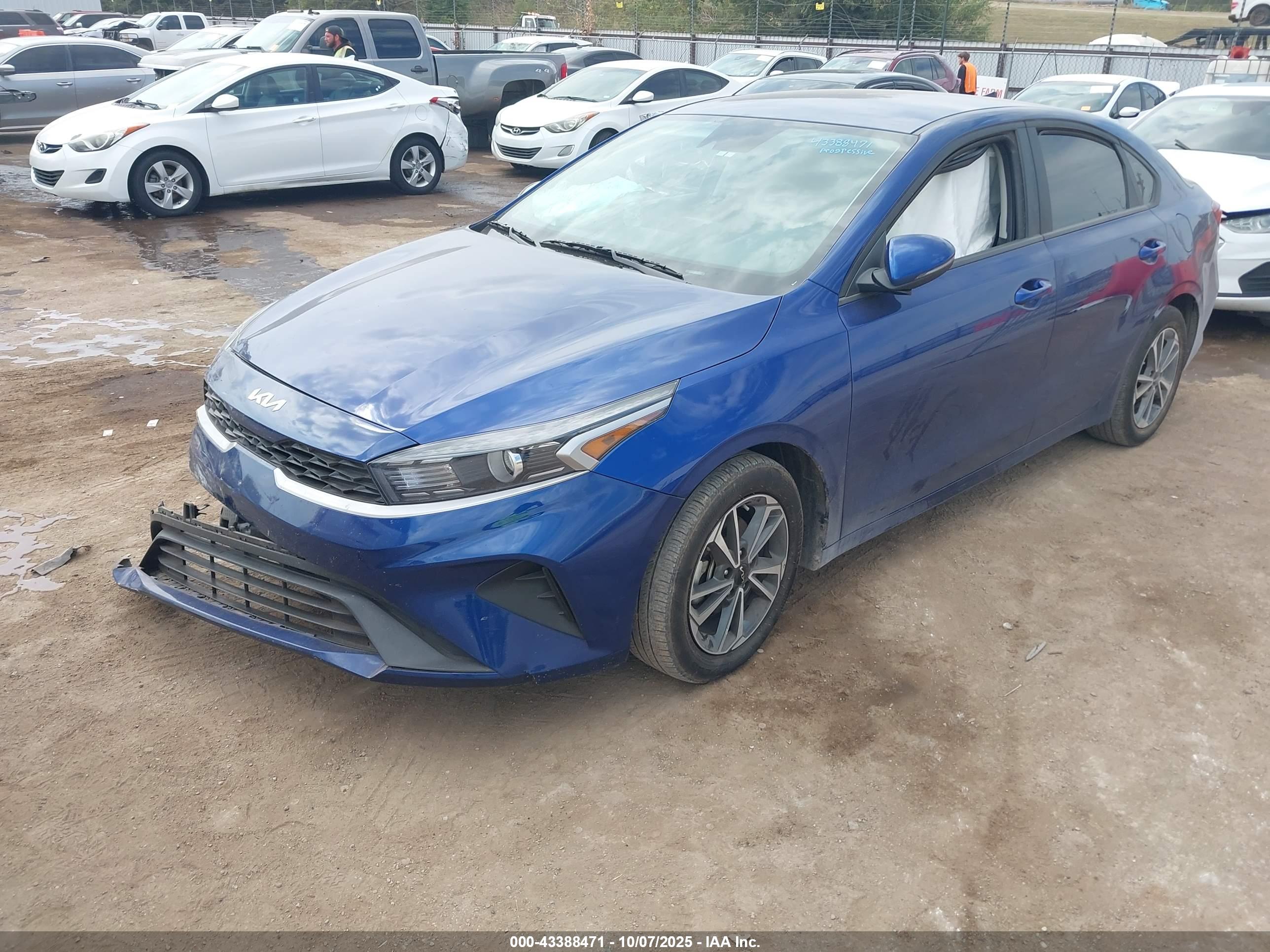 KIA FORTE image 2
