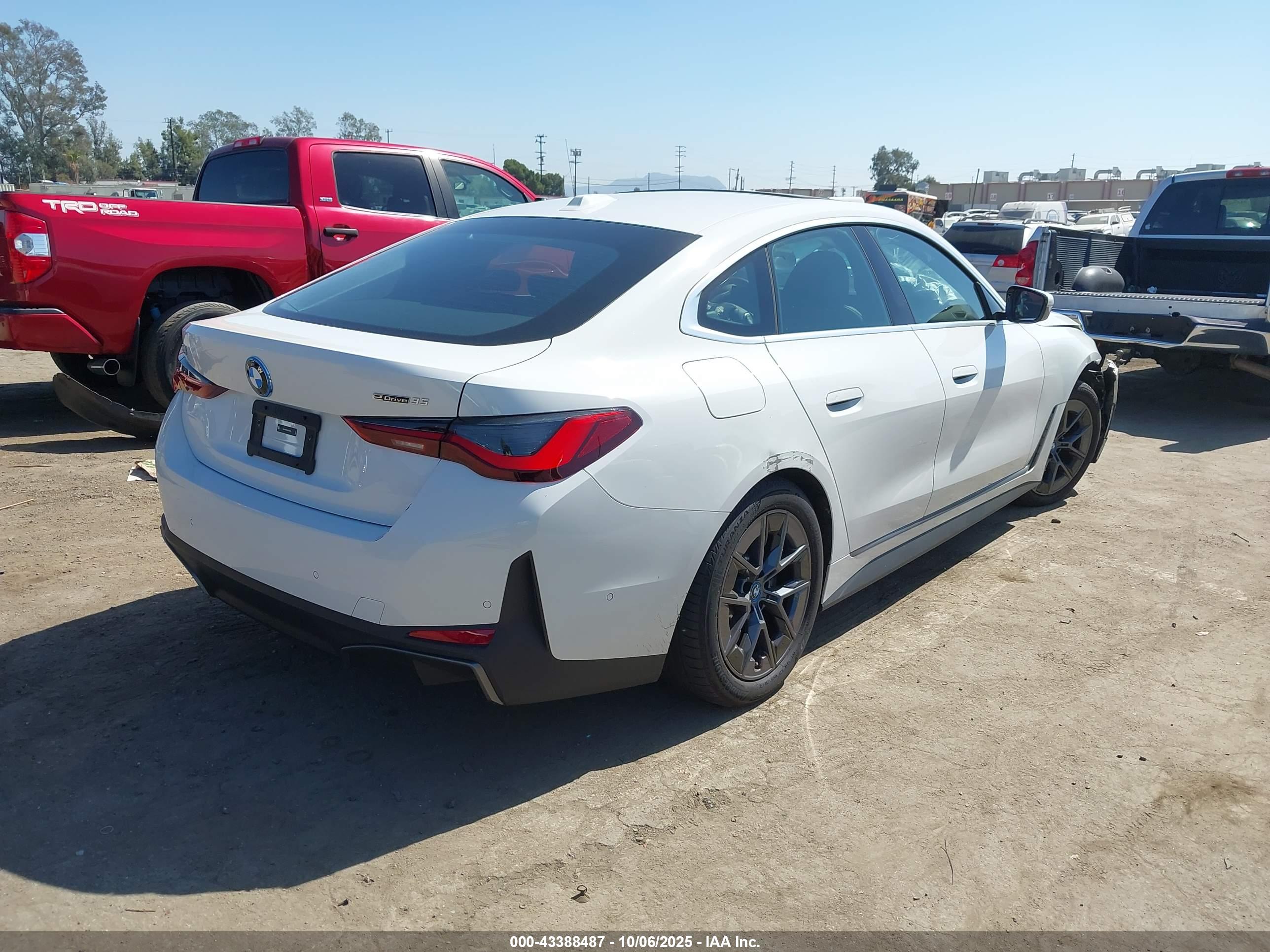BMW I4 image 4