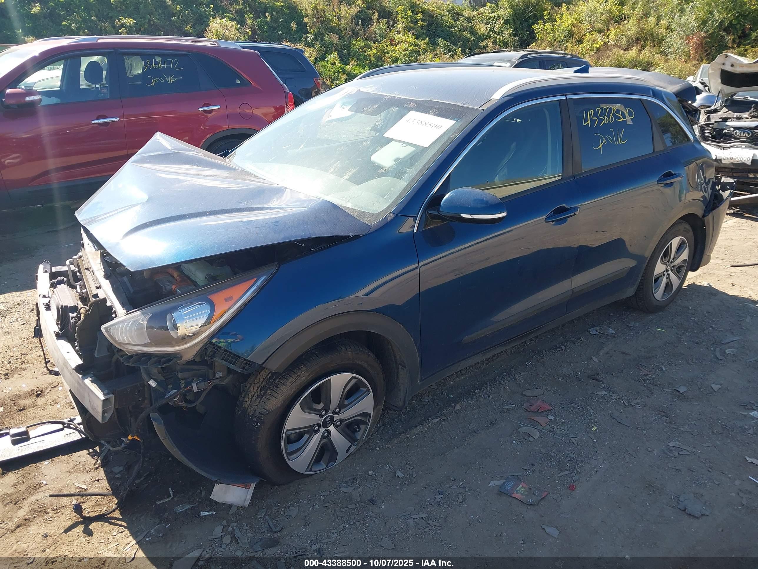 KIA NIRO image 2