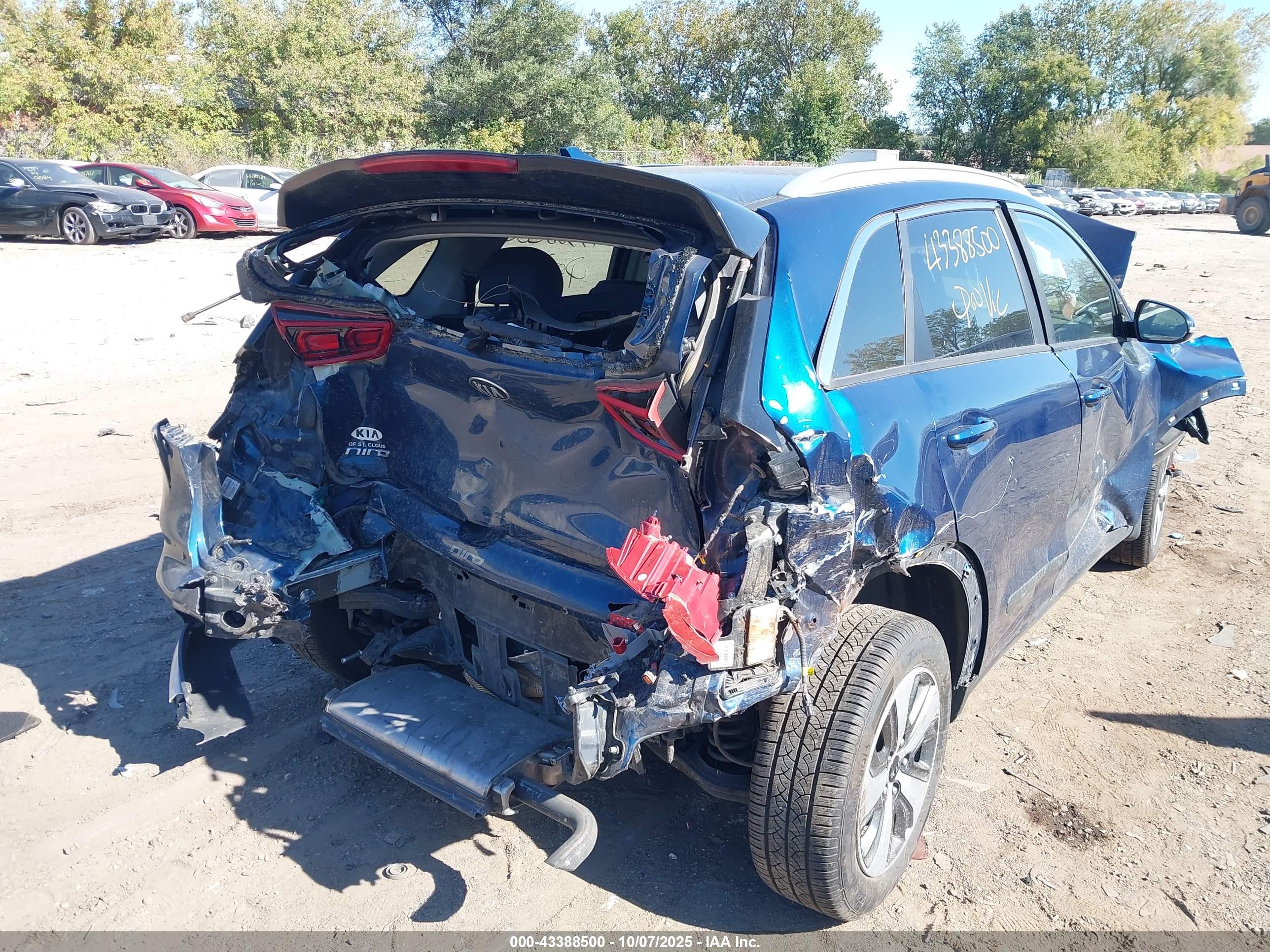 KIA NIRO image 6