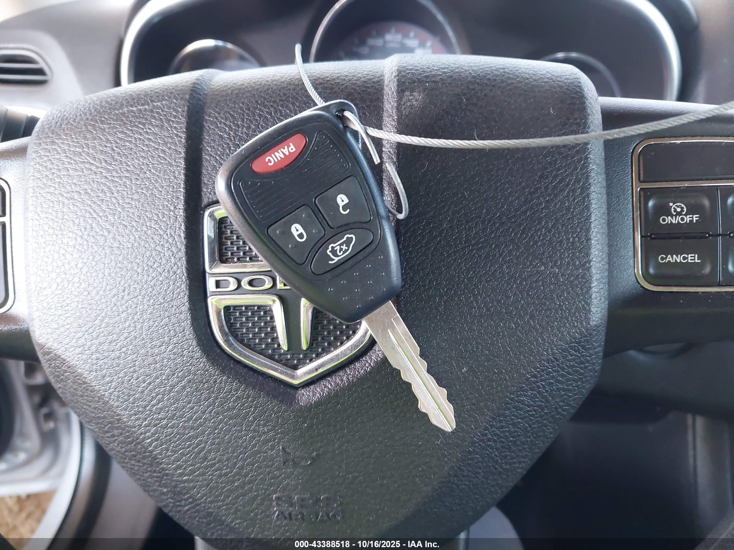 DODGE AVENGER image 11