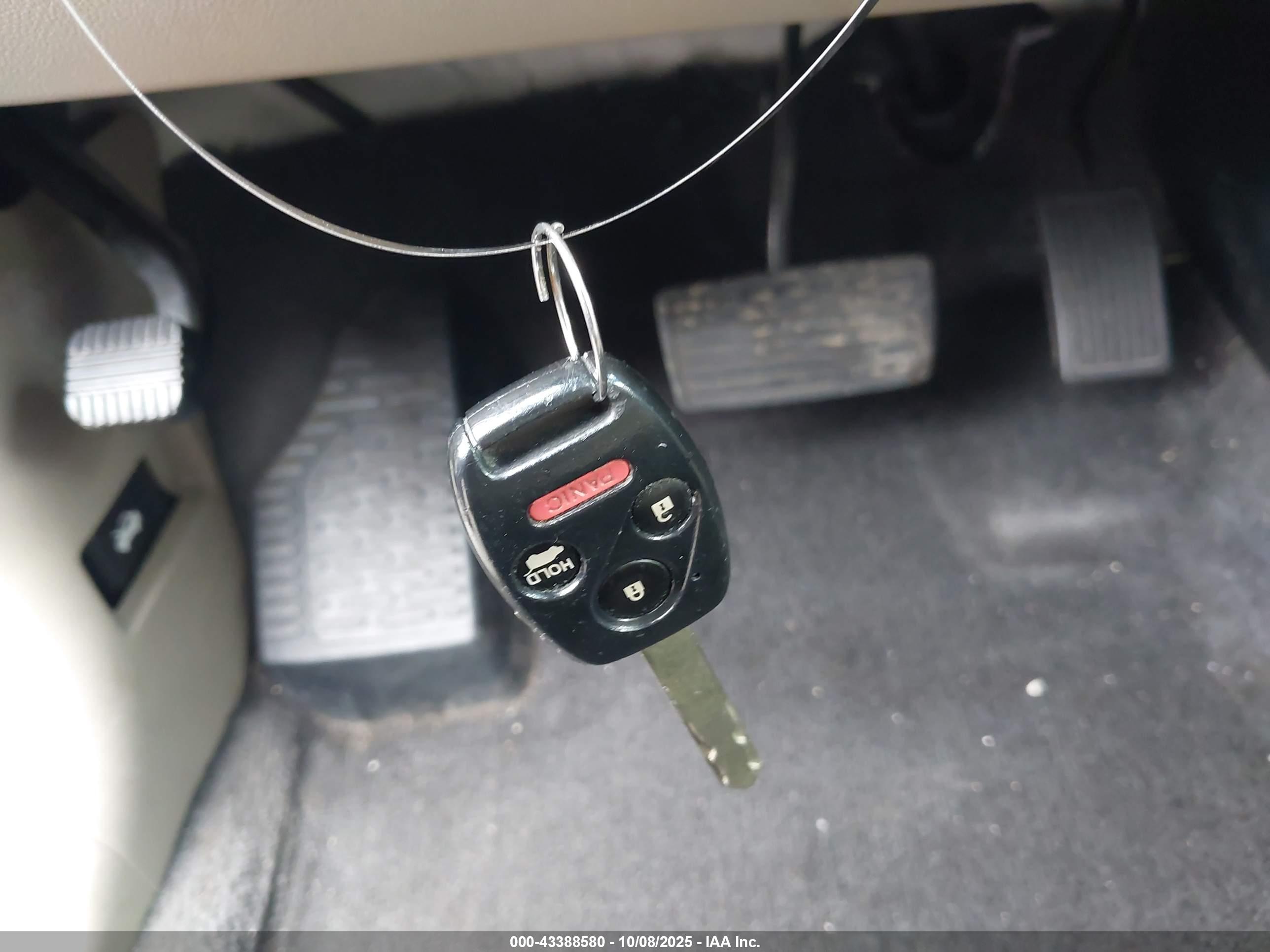 HONDA PILOT image 11