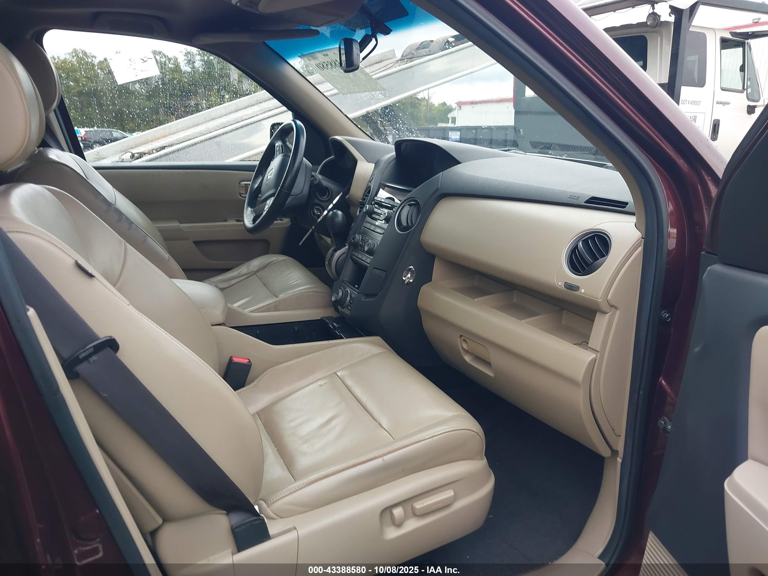 HONDA PILOT image 5