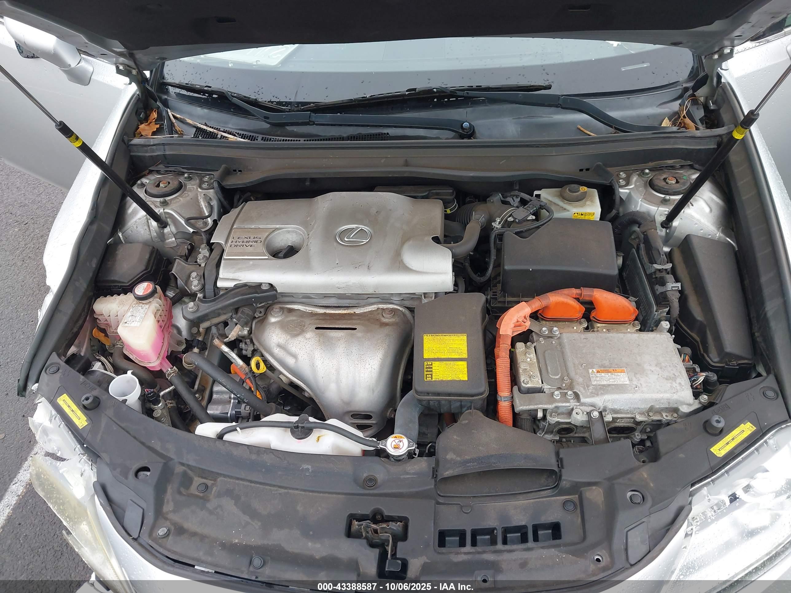 LEXUS ES image 10
