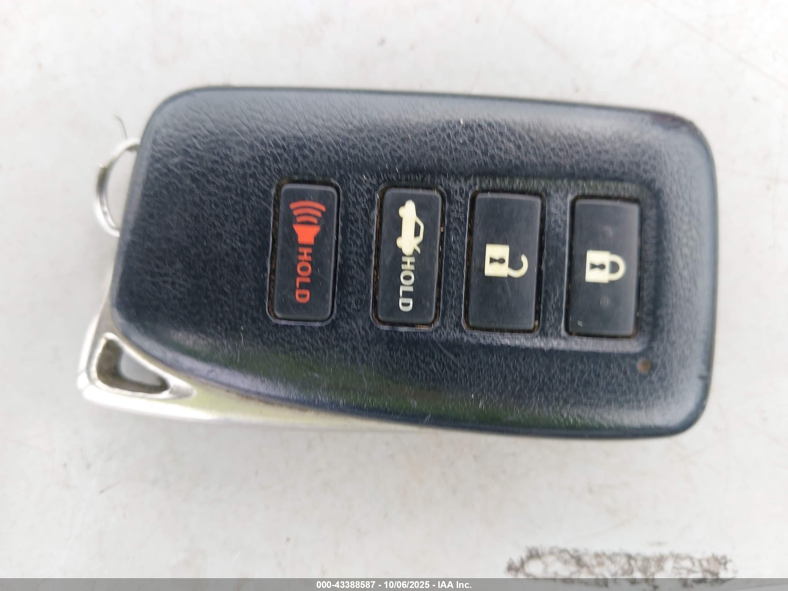 LEXUS ES image 11