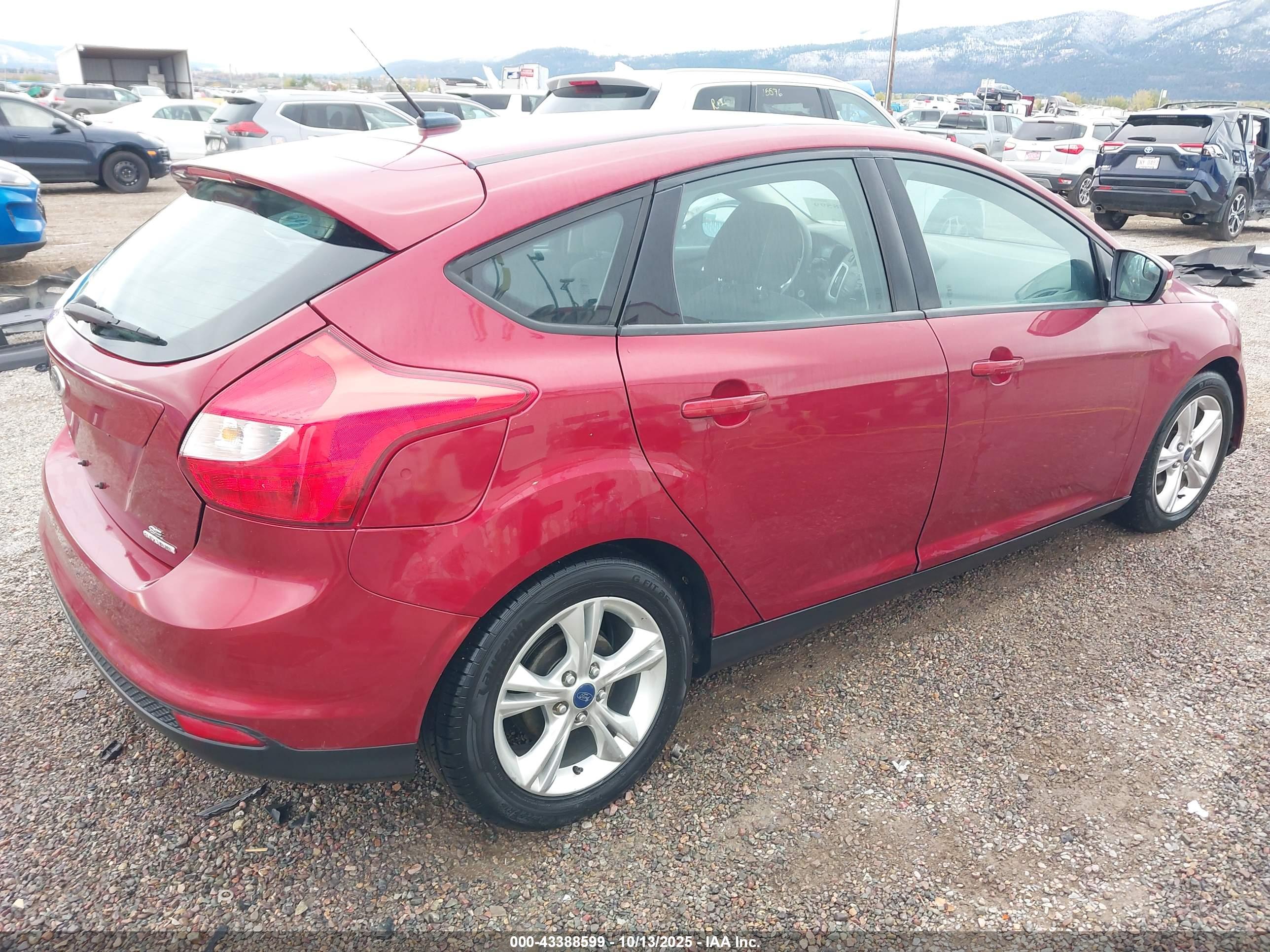 FORD FOCUS image 4