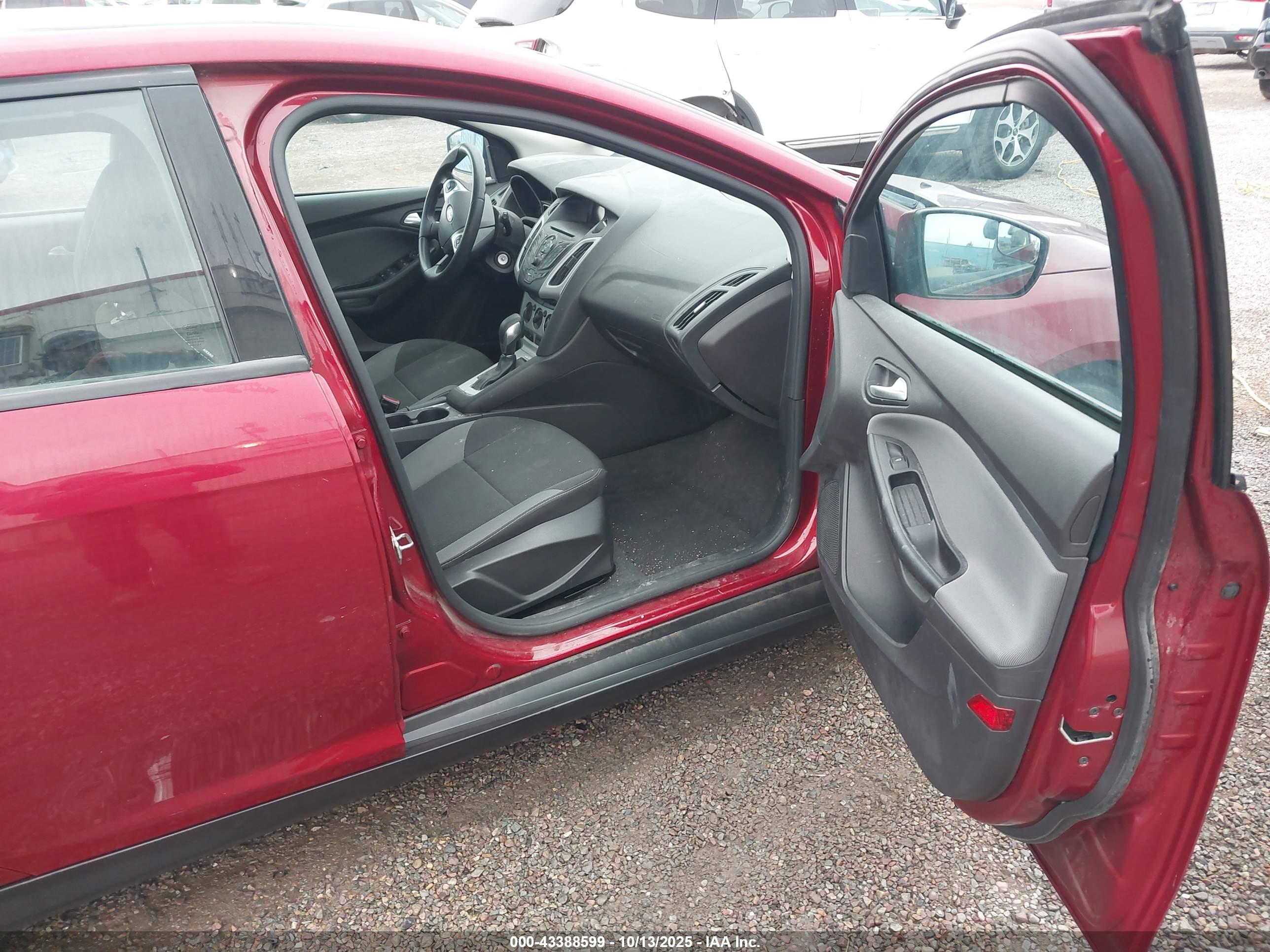 FORD FOCUS image 5