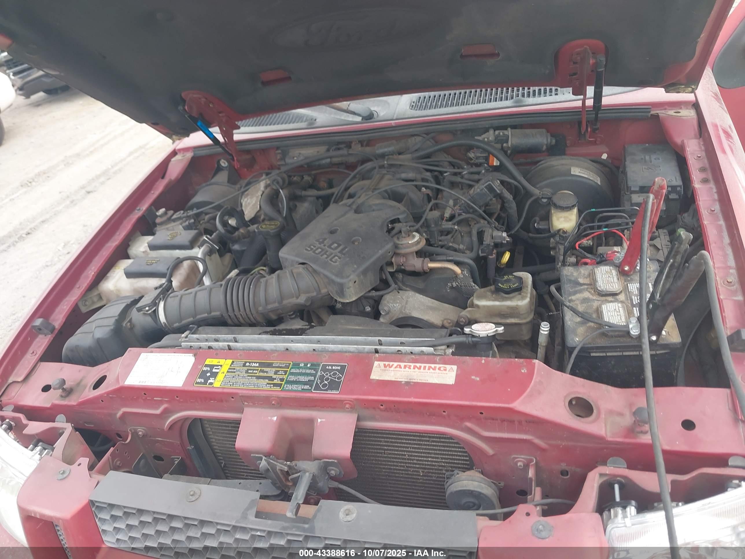 FORD EXPLORER image 10