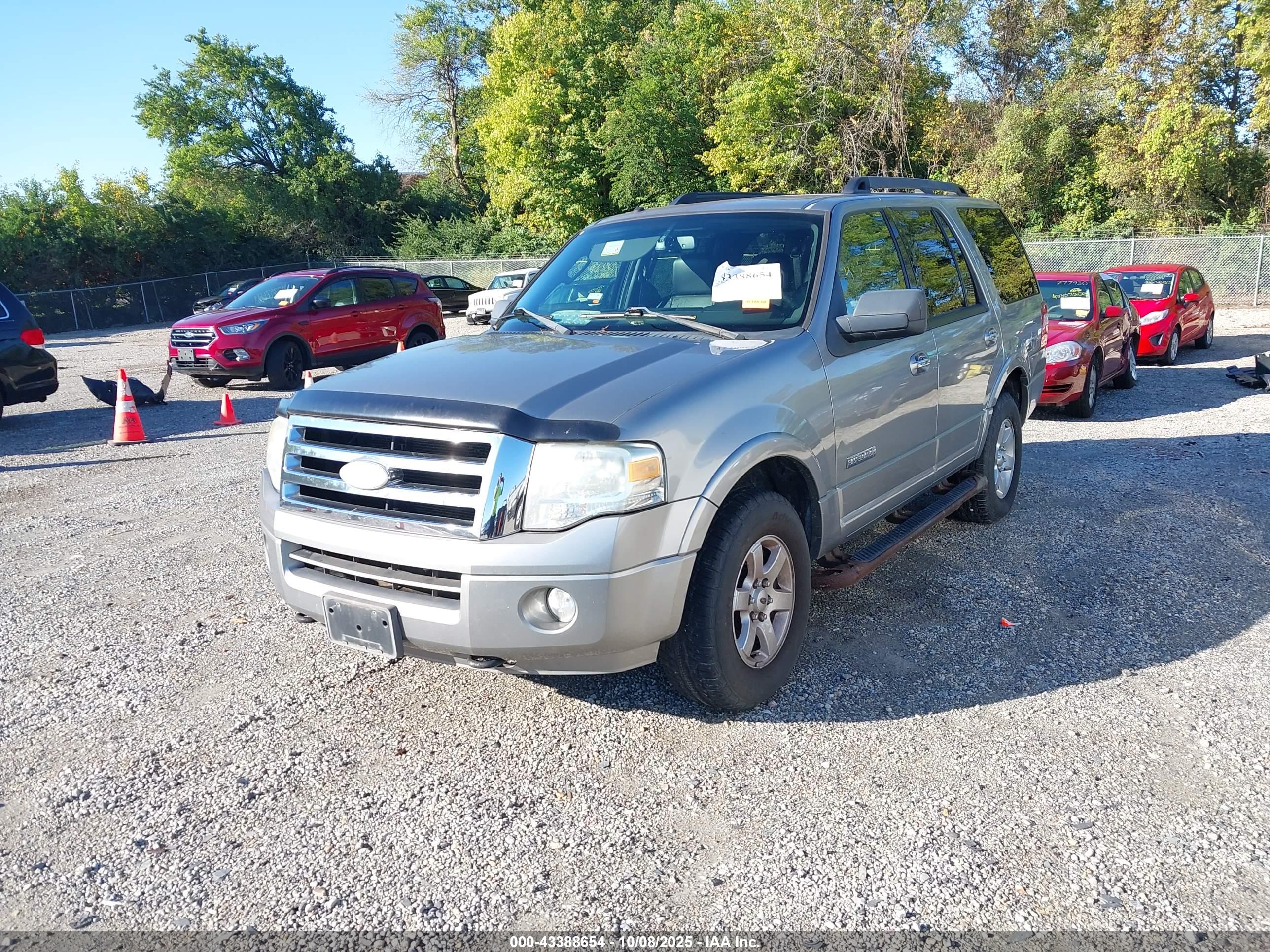 FORD EXPEDITION image 2