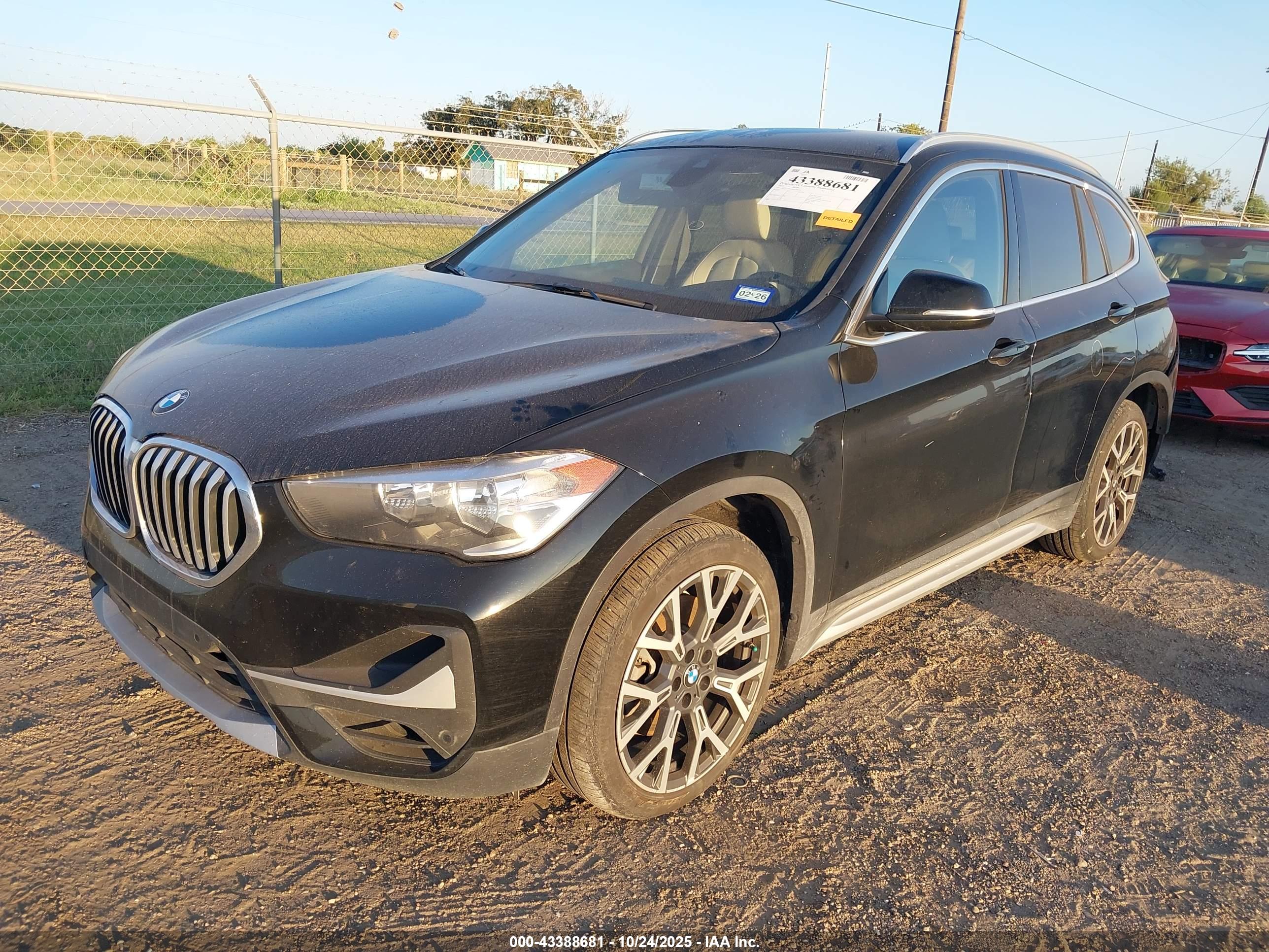 BMW X1 image 2