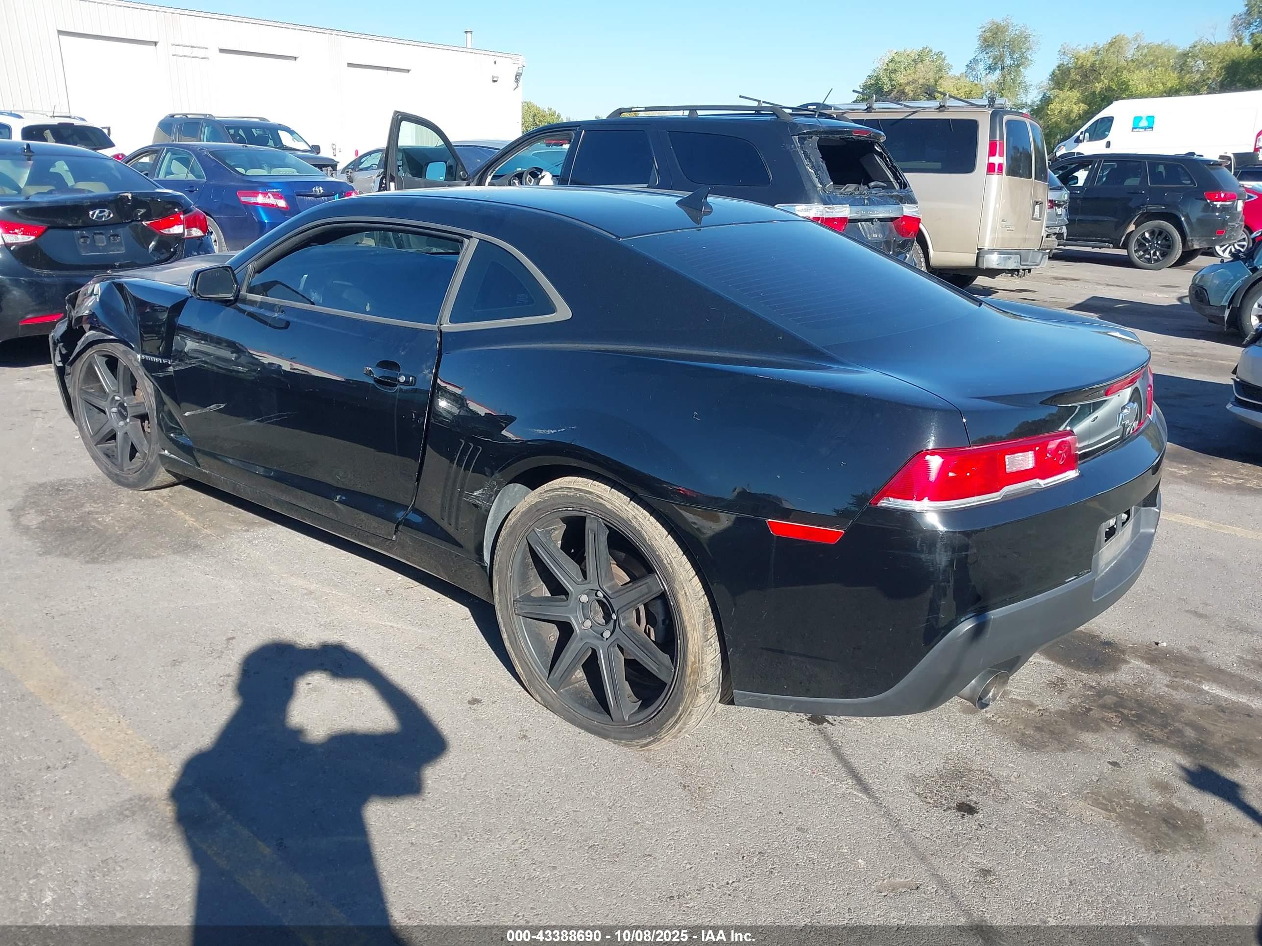 CHEVROLET CAMARO image 3