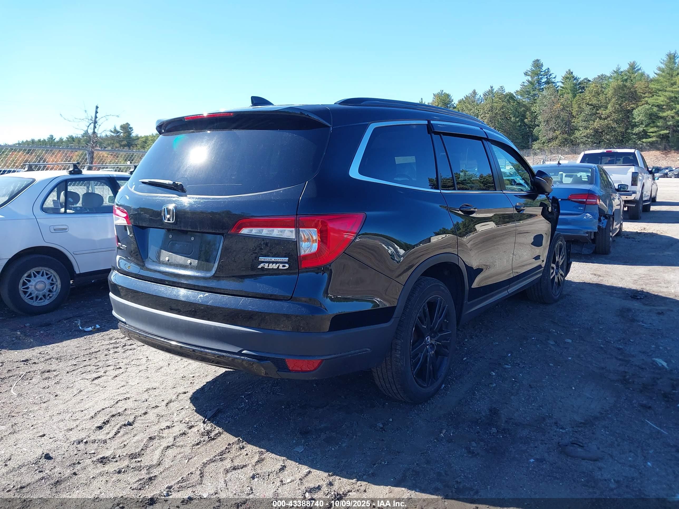 HONDA PILOT image 4
