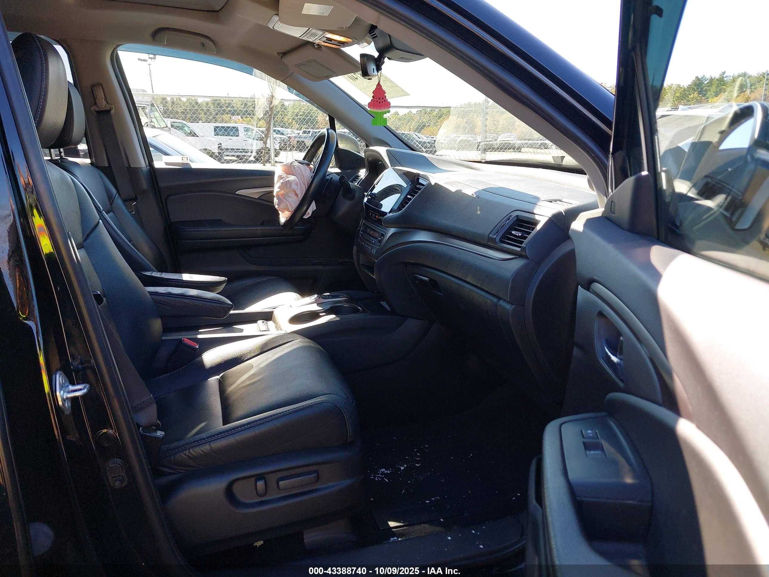 HONDA PILOT image 5