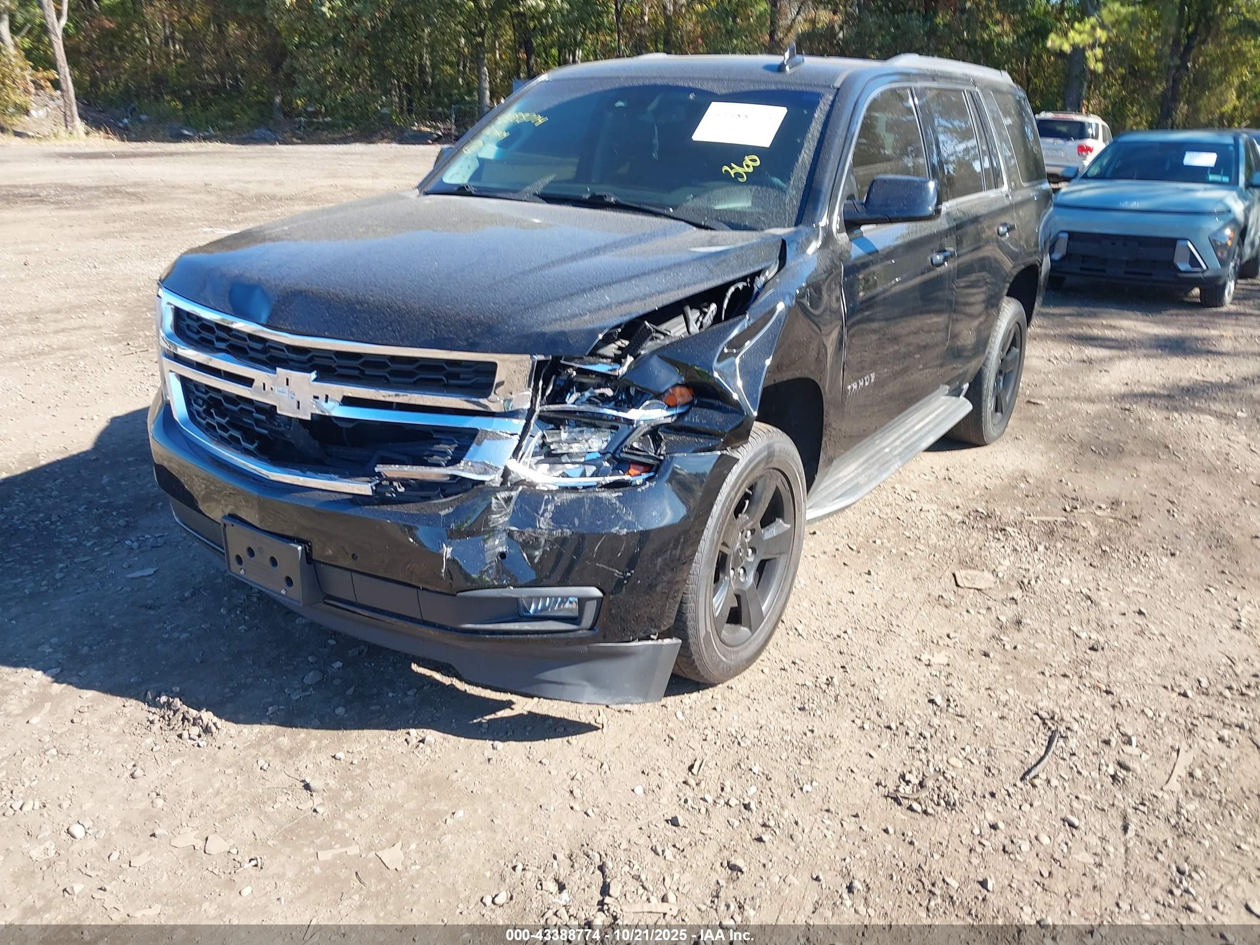 CHEVROLET TAHOE image 6