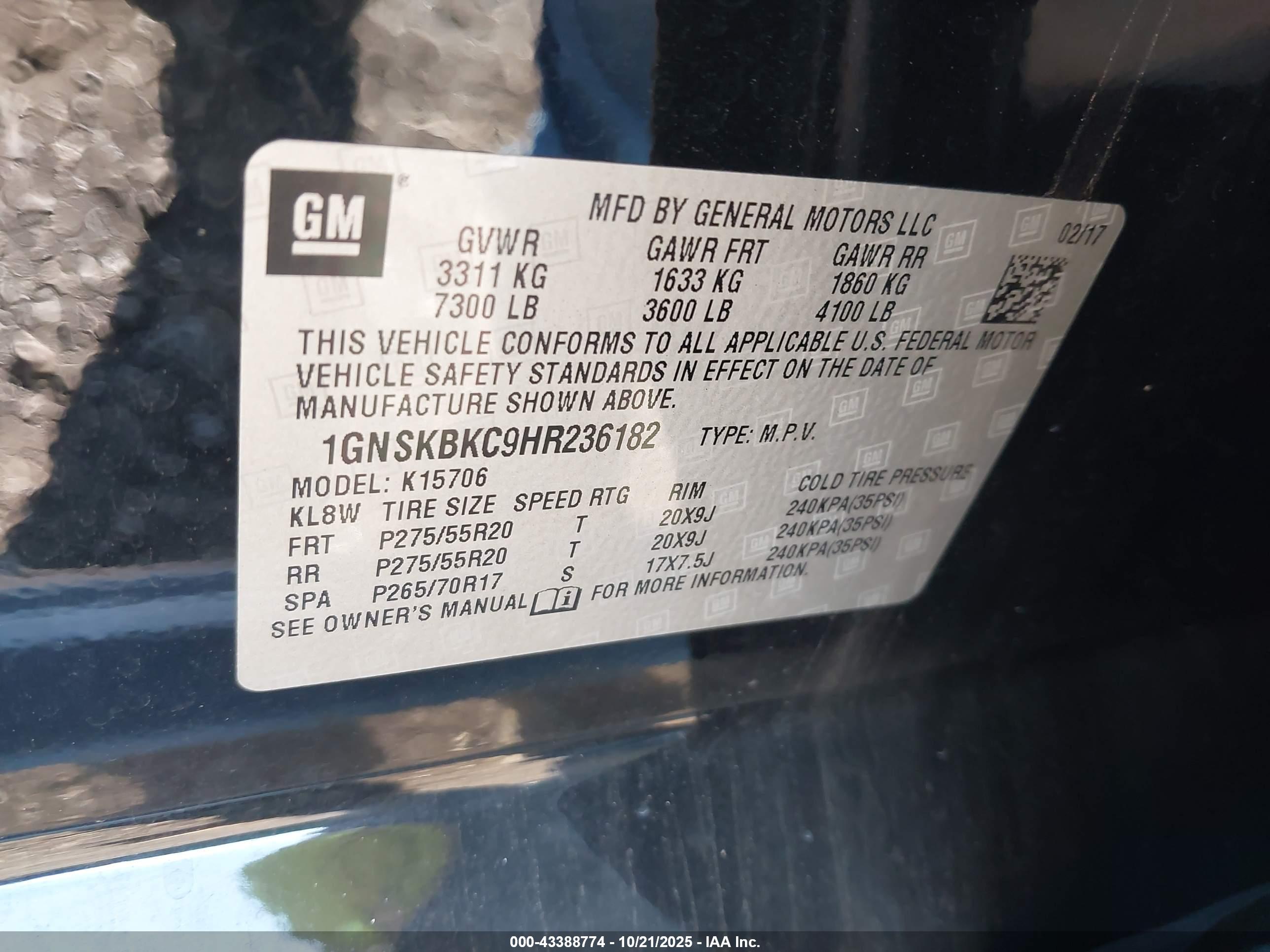 CHEVROLET TAHOE image 9