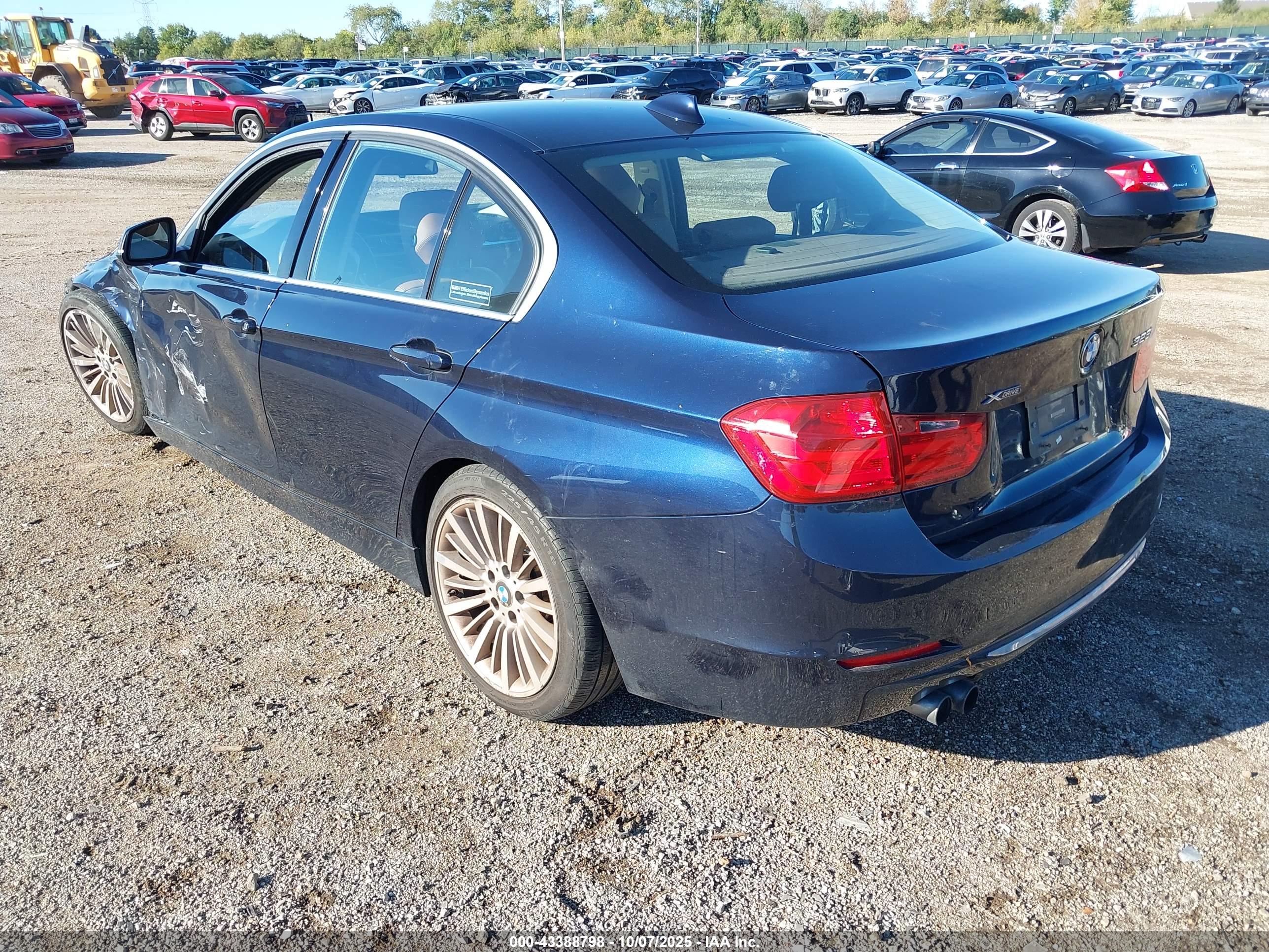 BMW 328I image 3