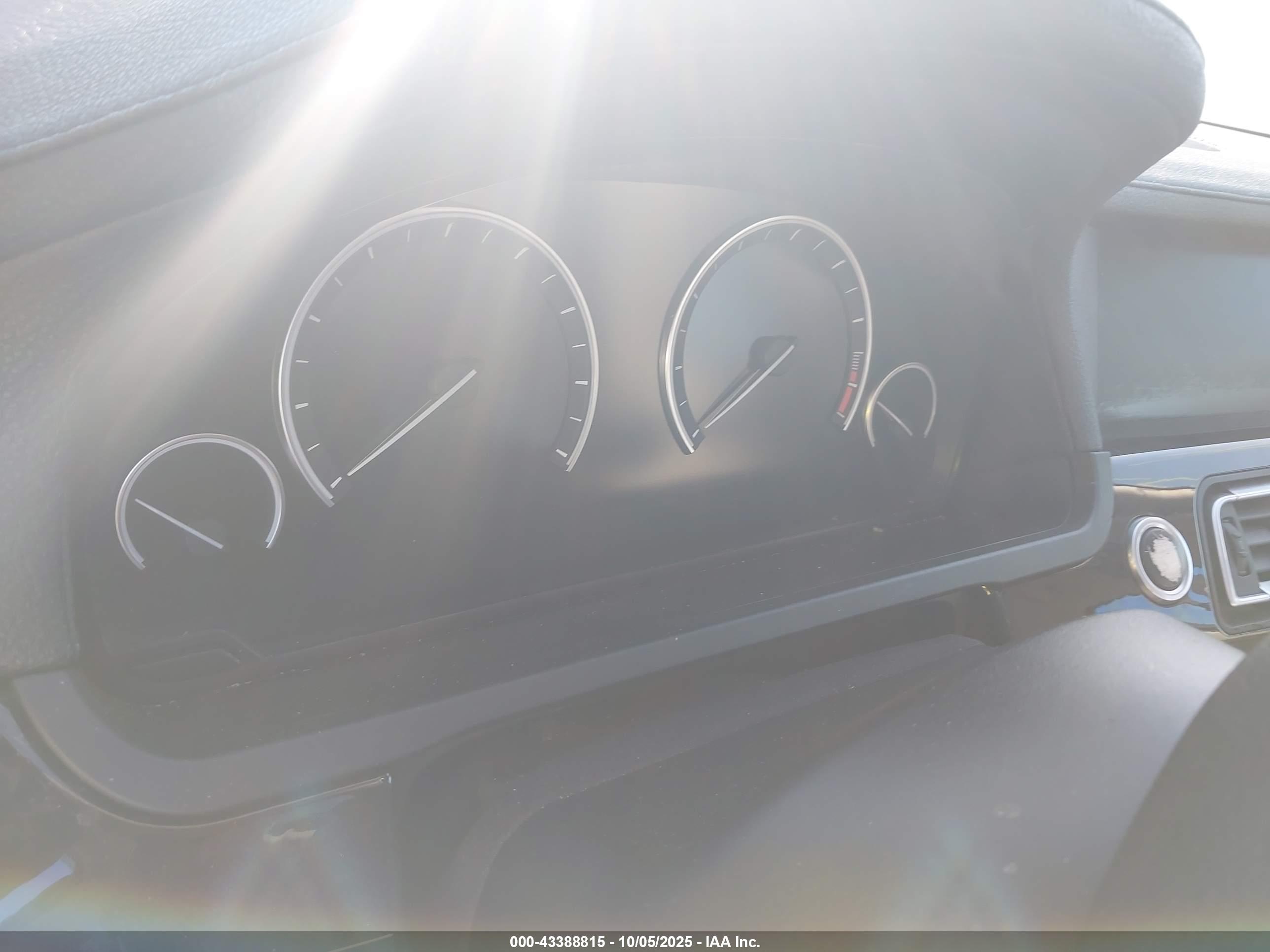 BMW 750LI image 7
