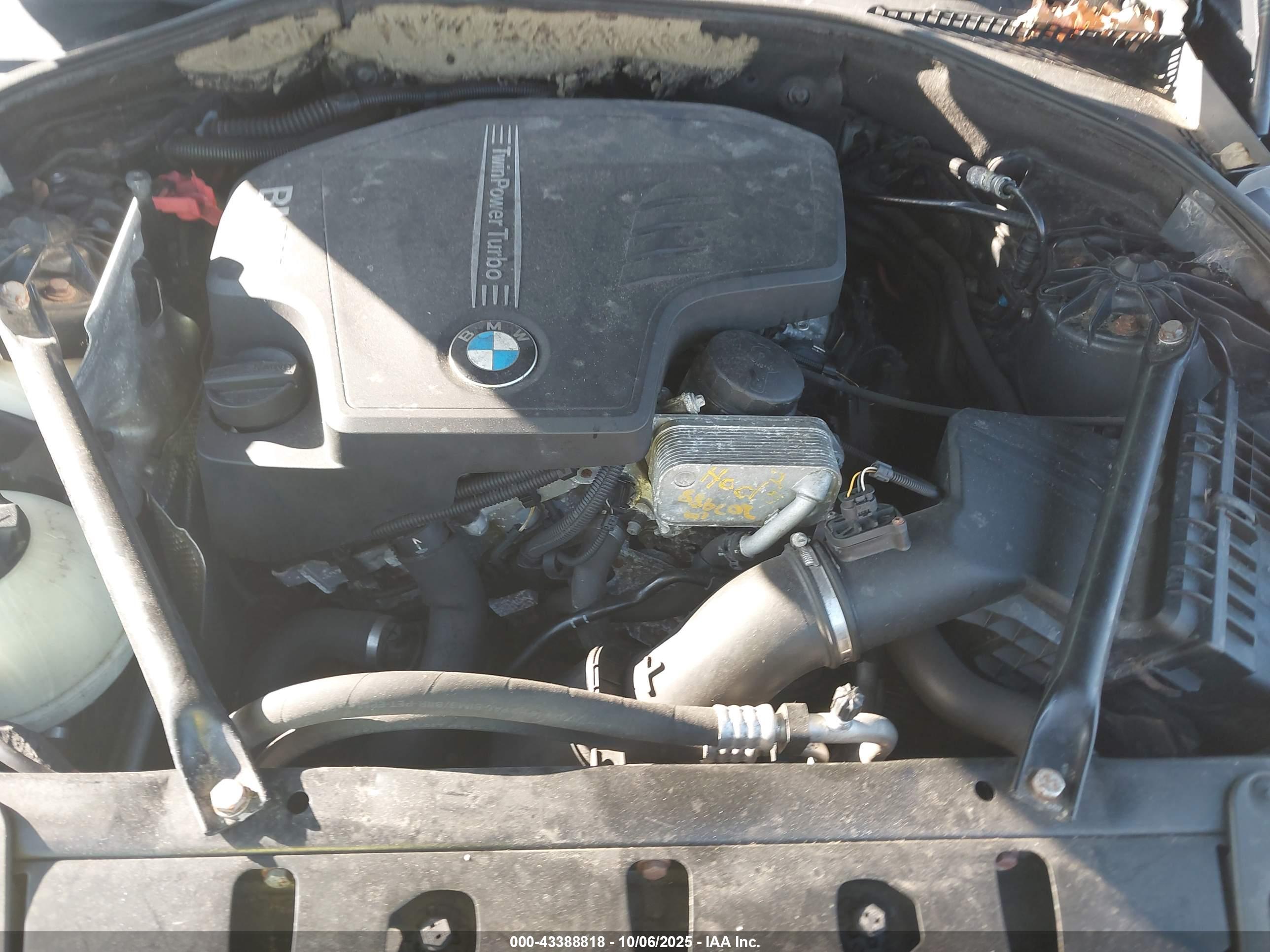 BMW 528I image 10