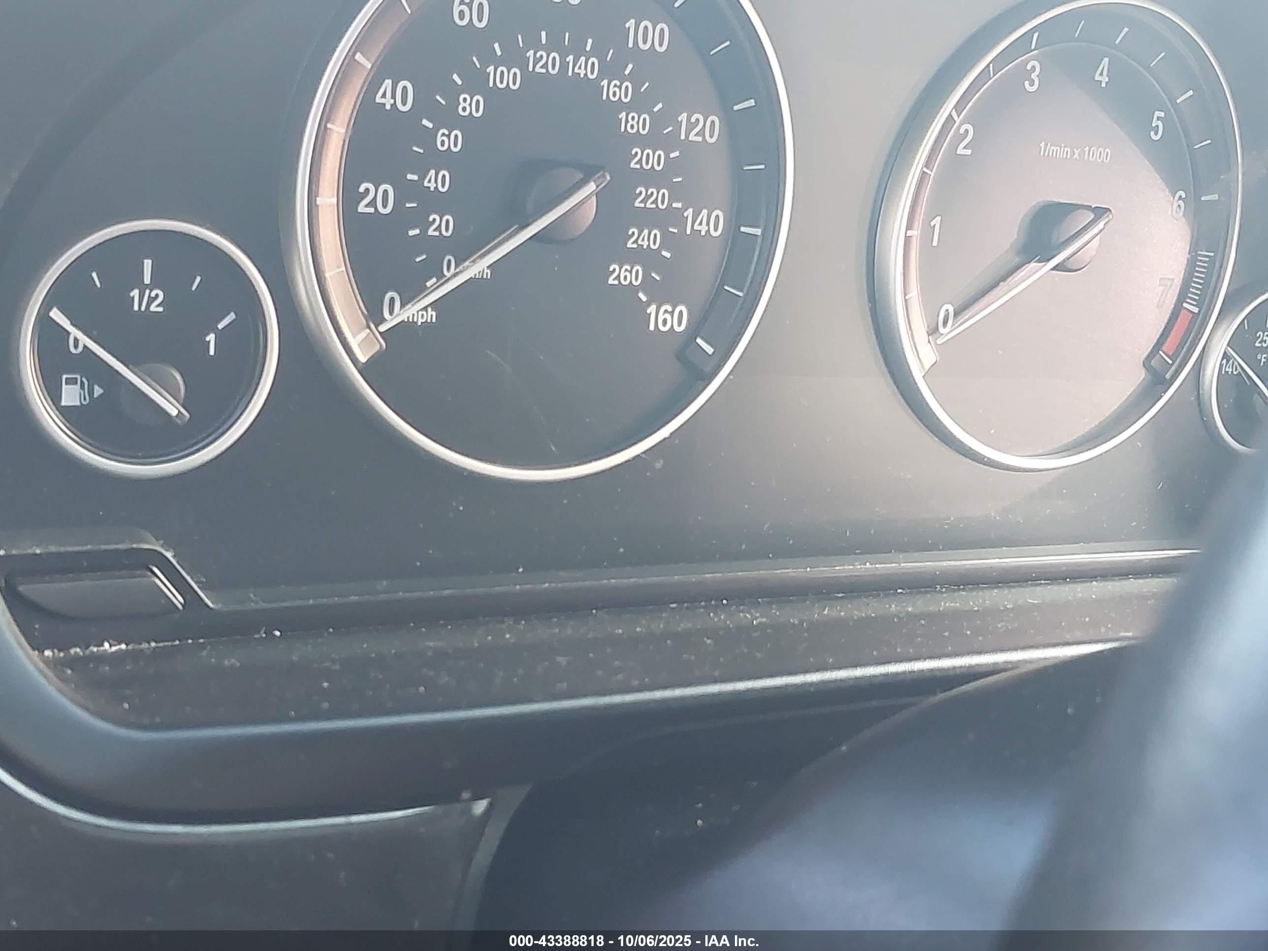 BMW 528I image 7