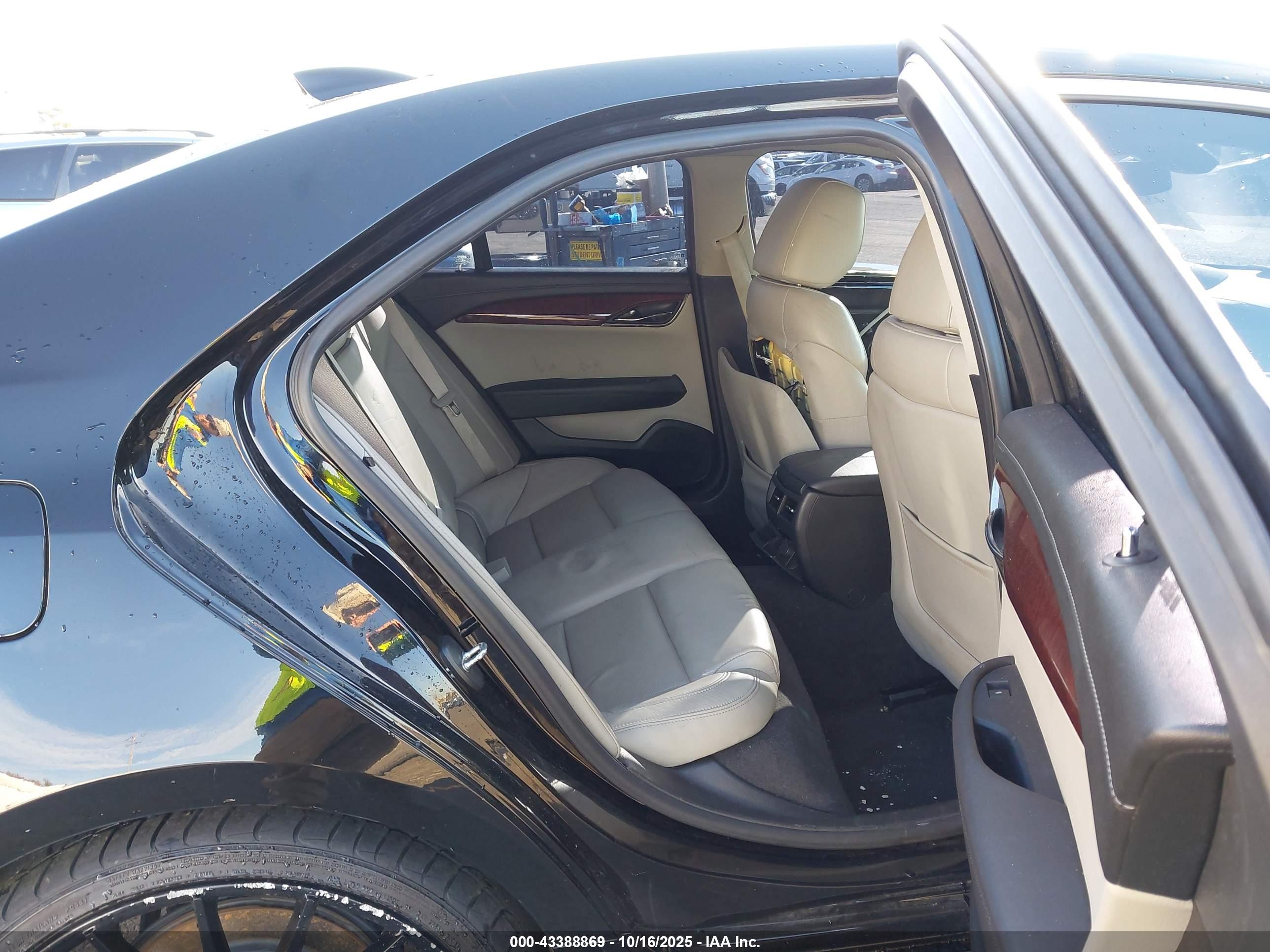 CADILLAC ATS image 8