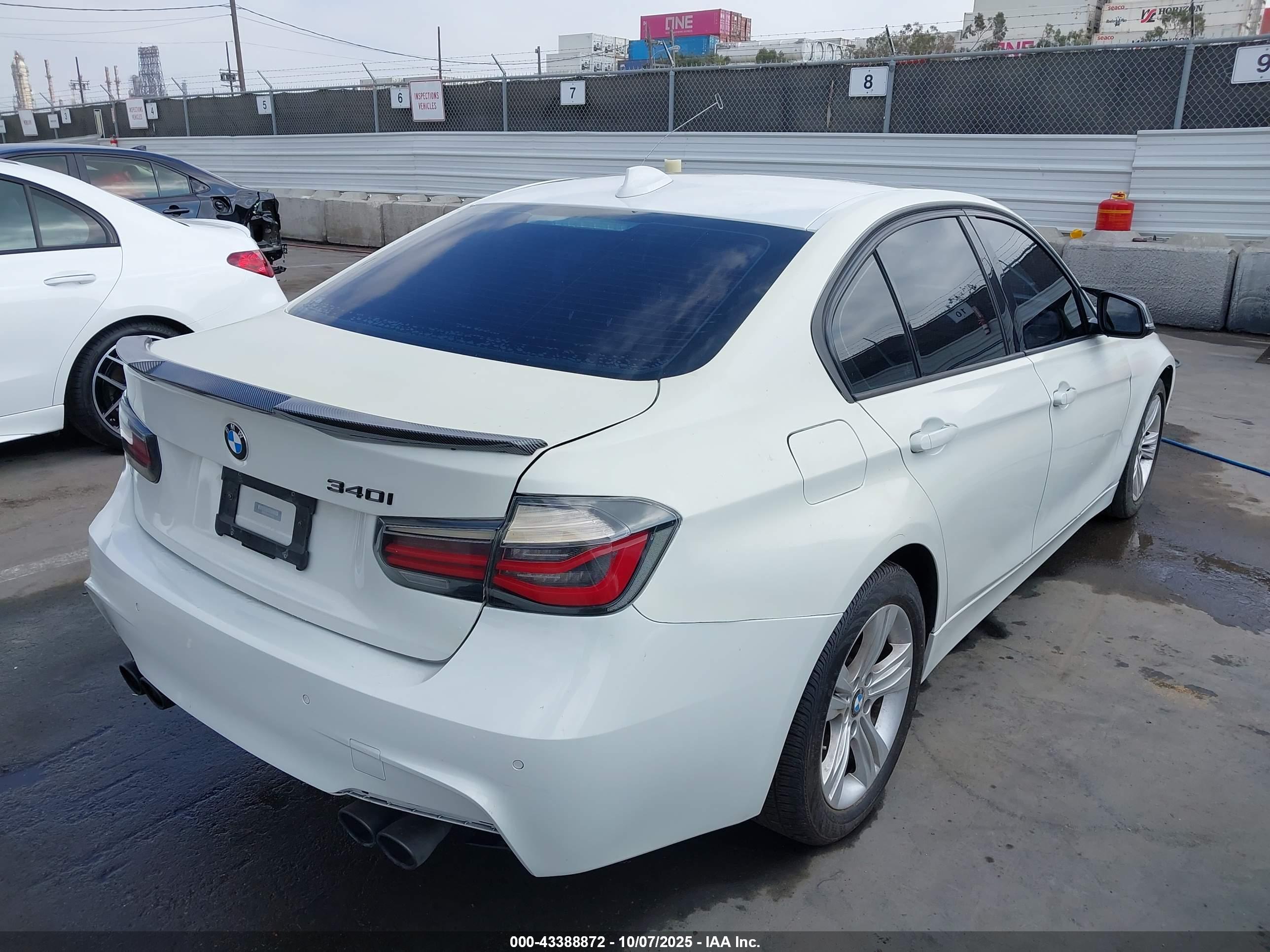 BMW 328I image 4