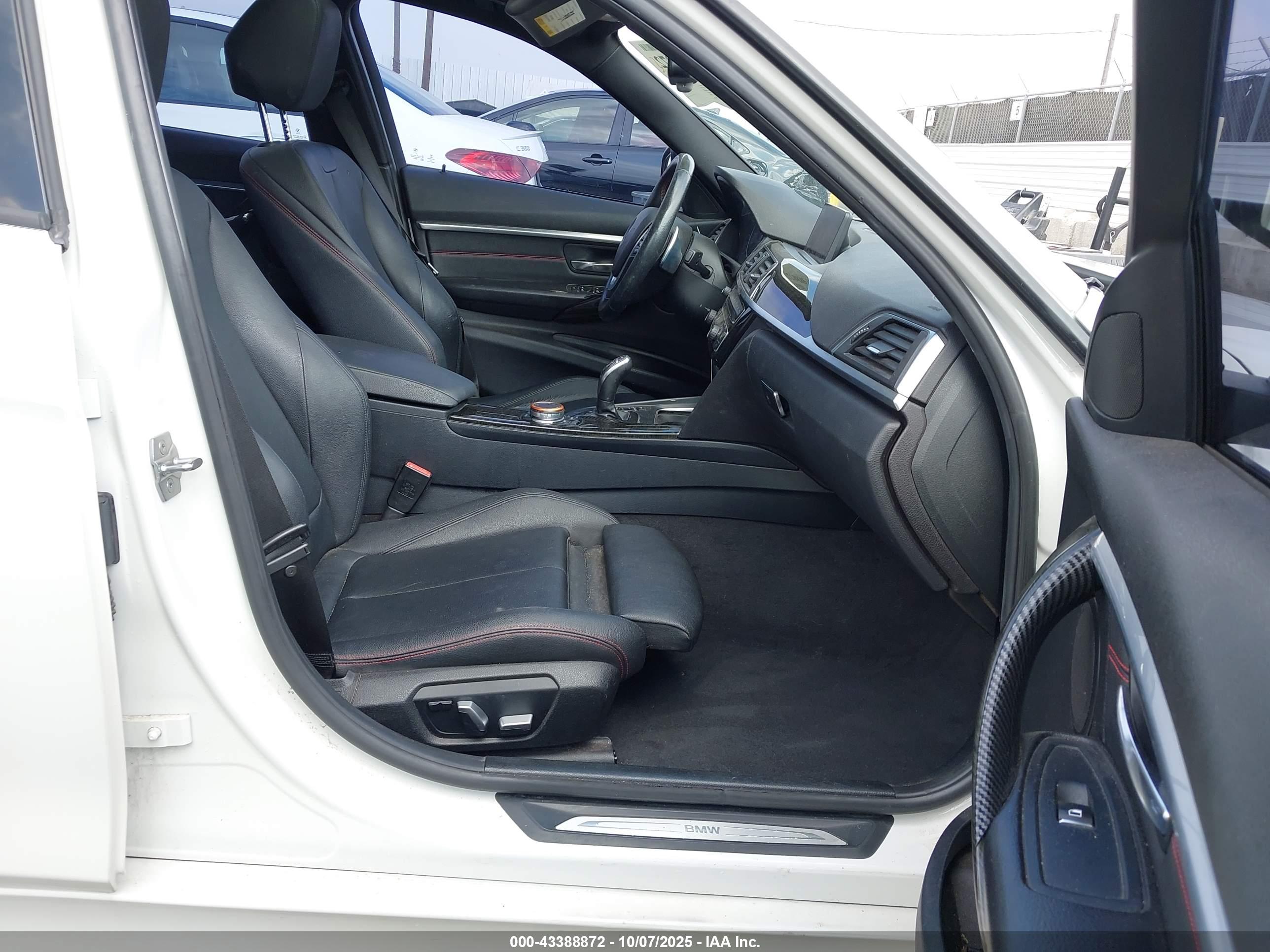 BMW 328I image 5