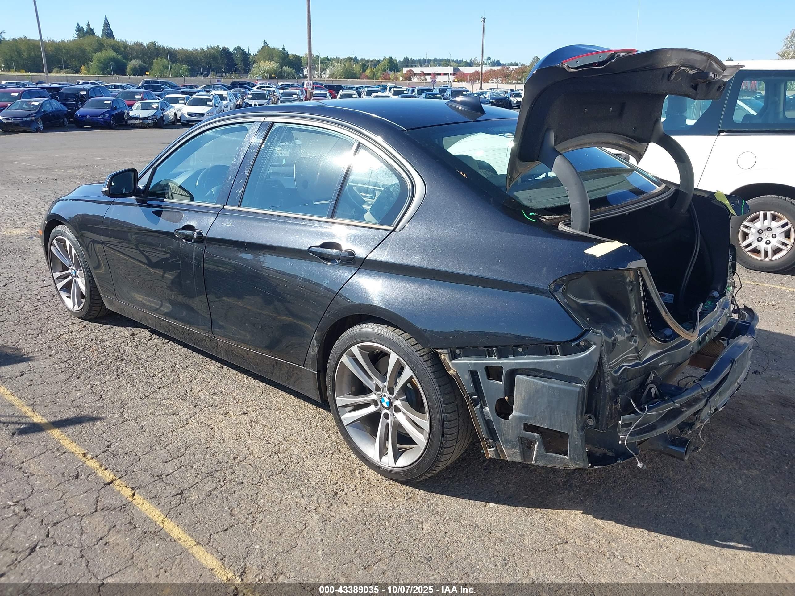 BMW 335I image 3