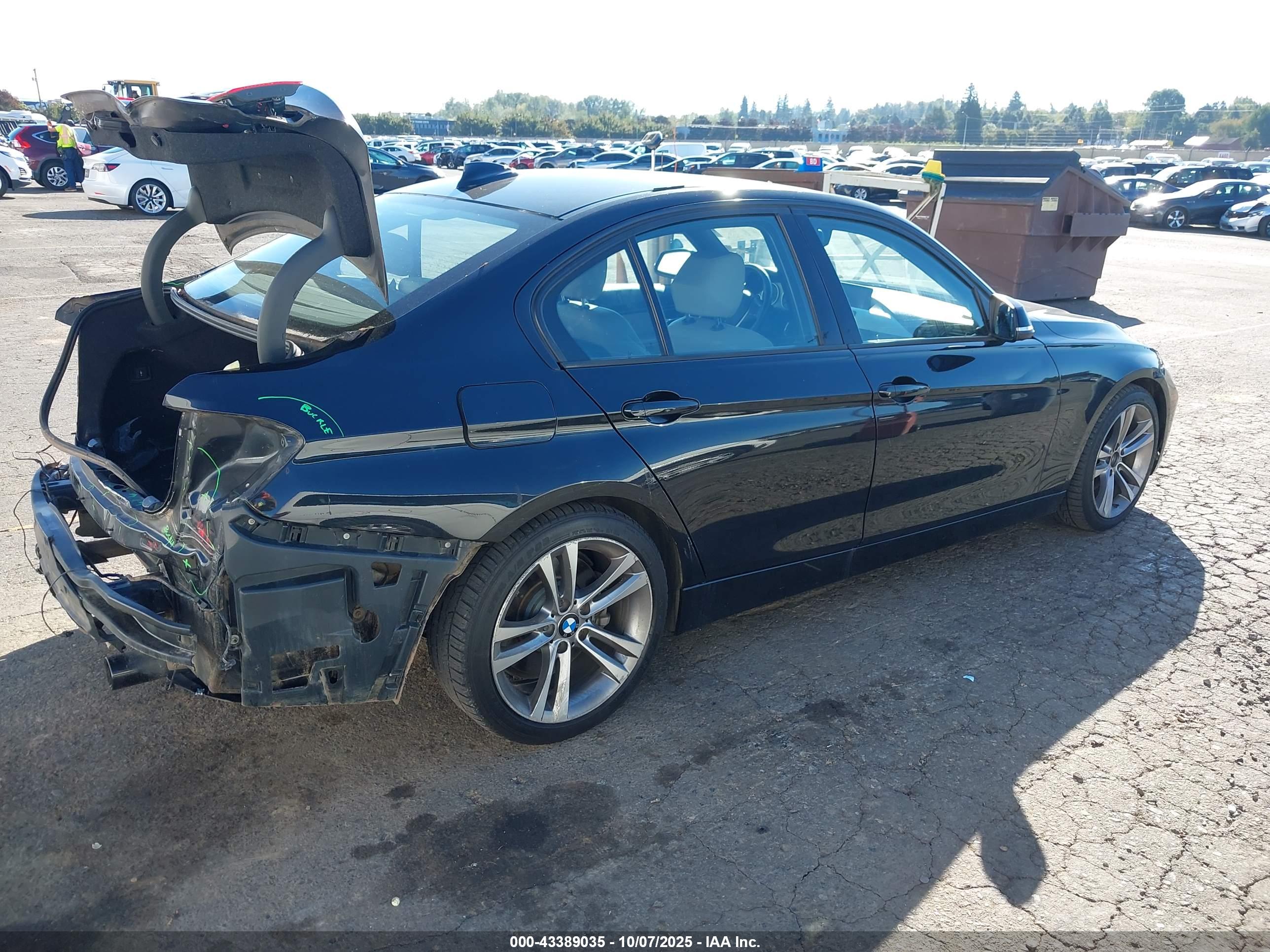 BMW 335I image 4
