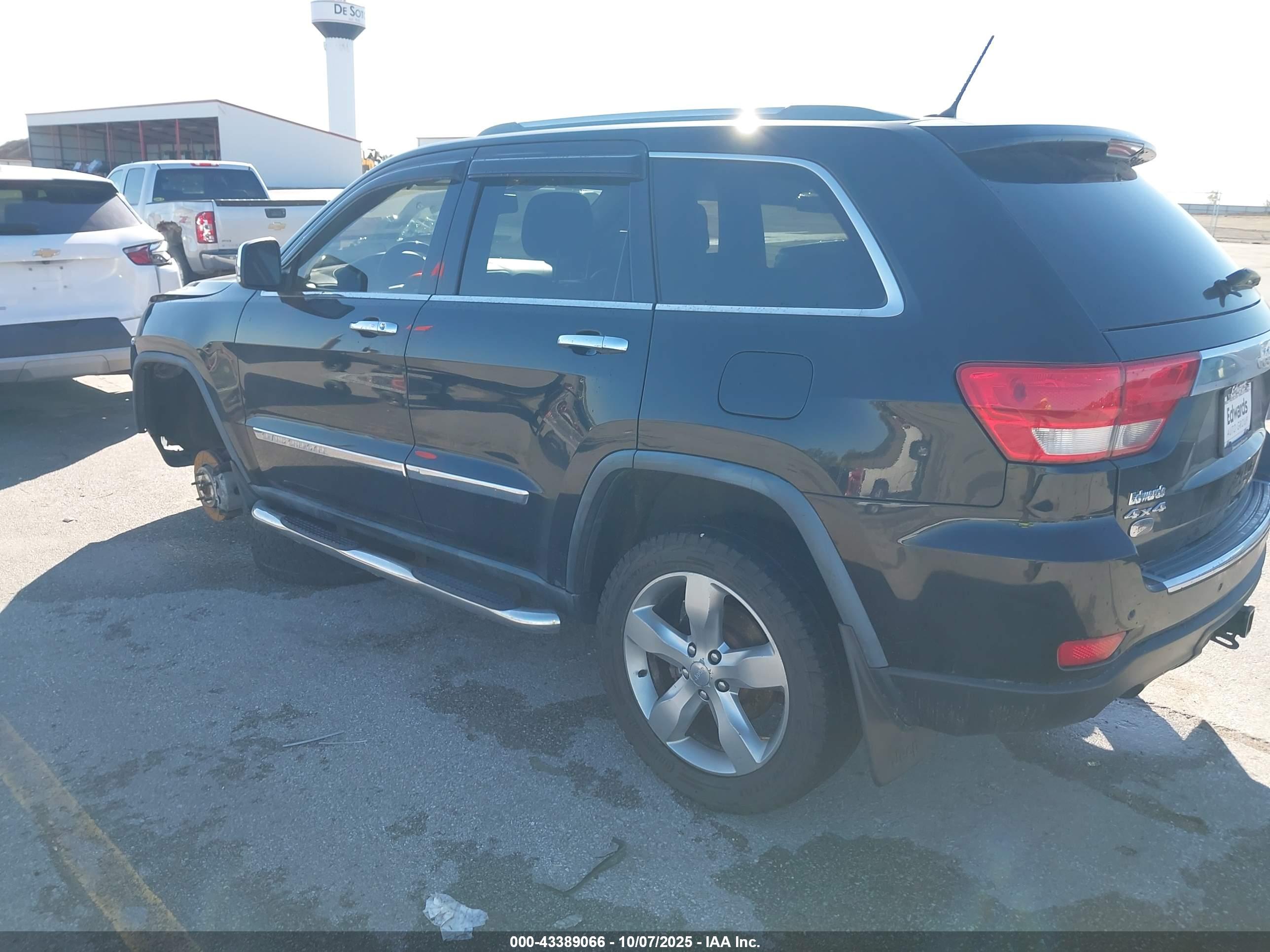 JEEP GRAND image 3