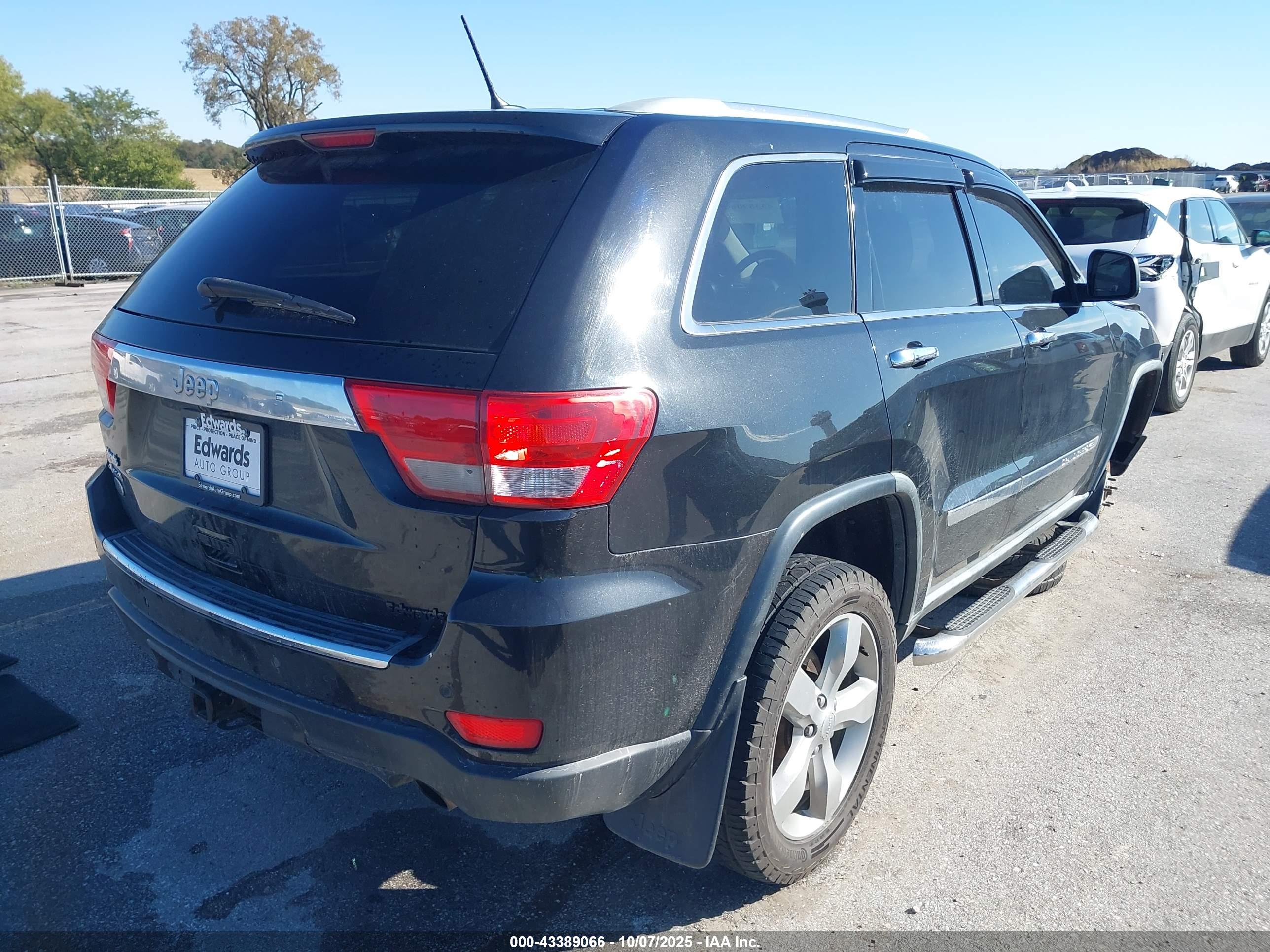 JEEP GRAND image 4