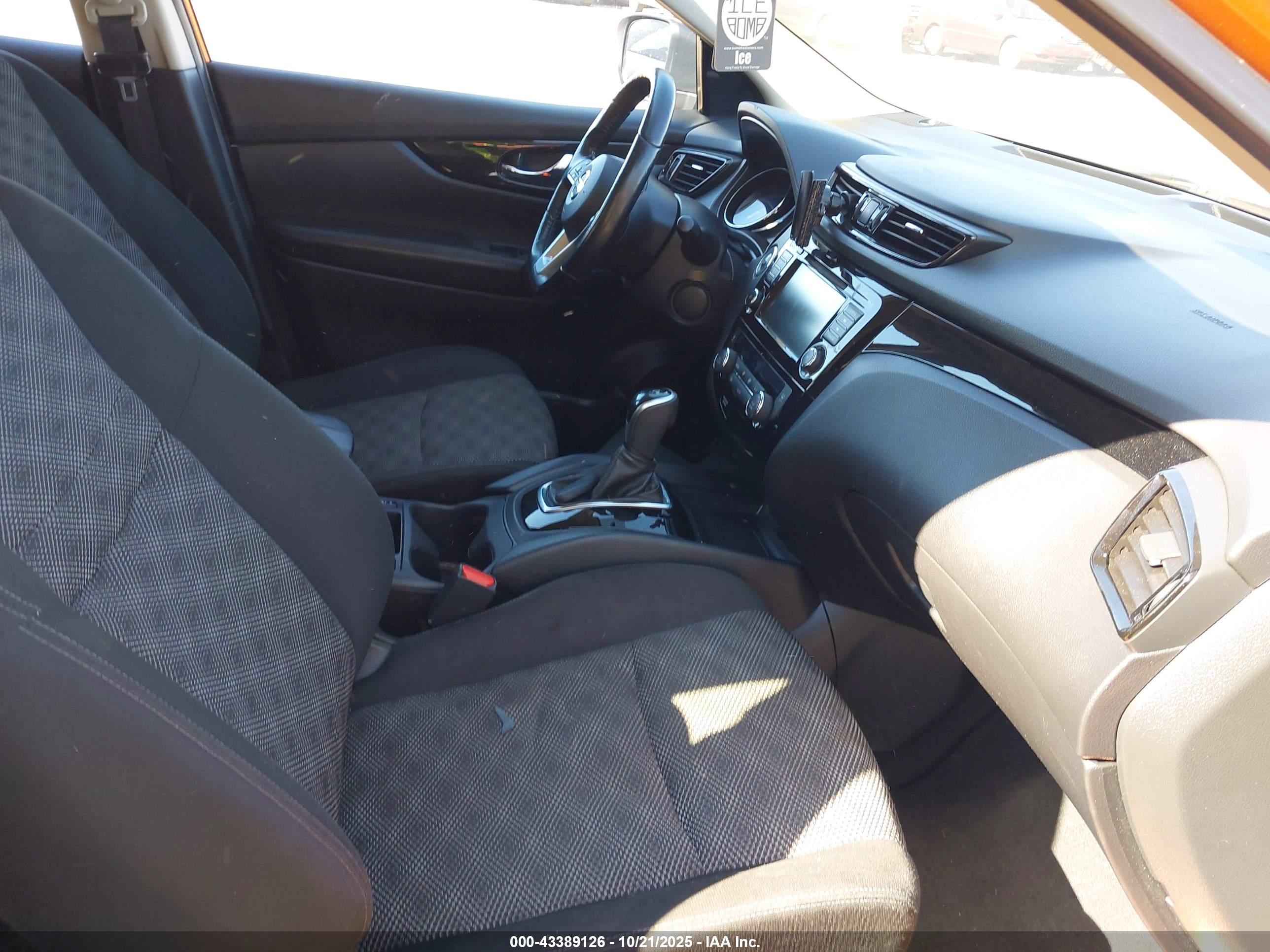 NISSAN ROGUE image 5