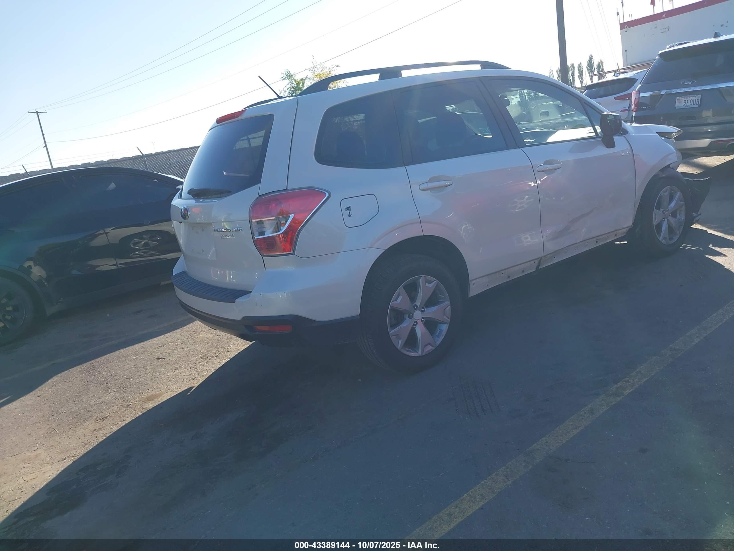 SUBARU FORESTER image 4