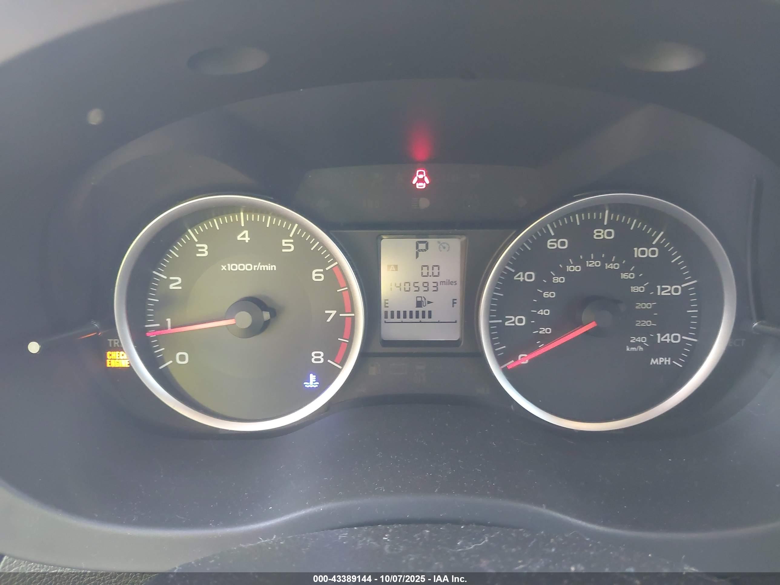 SUBARU FORESTER image 7