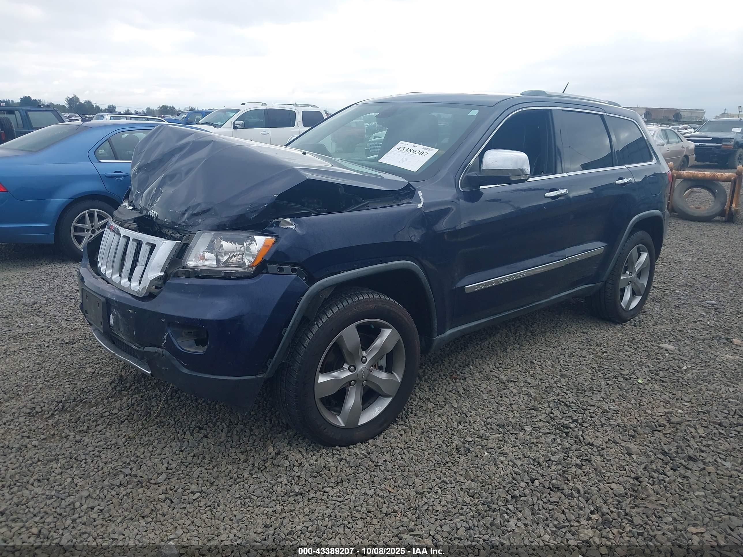 JEEP GRAND image 2