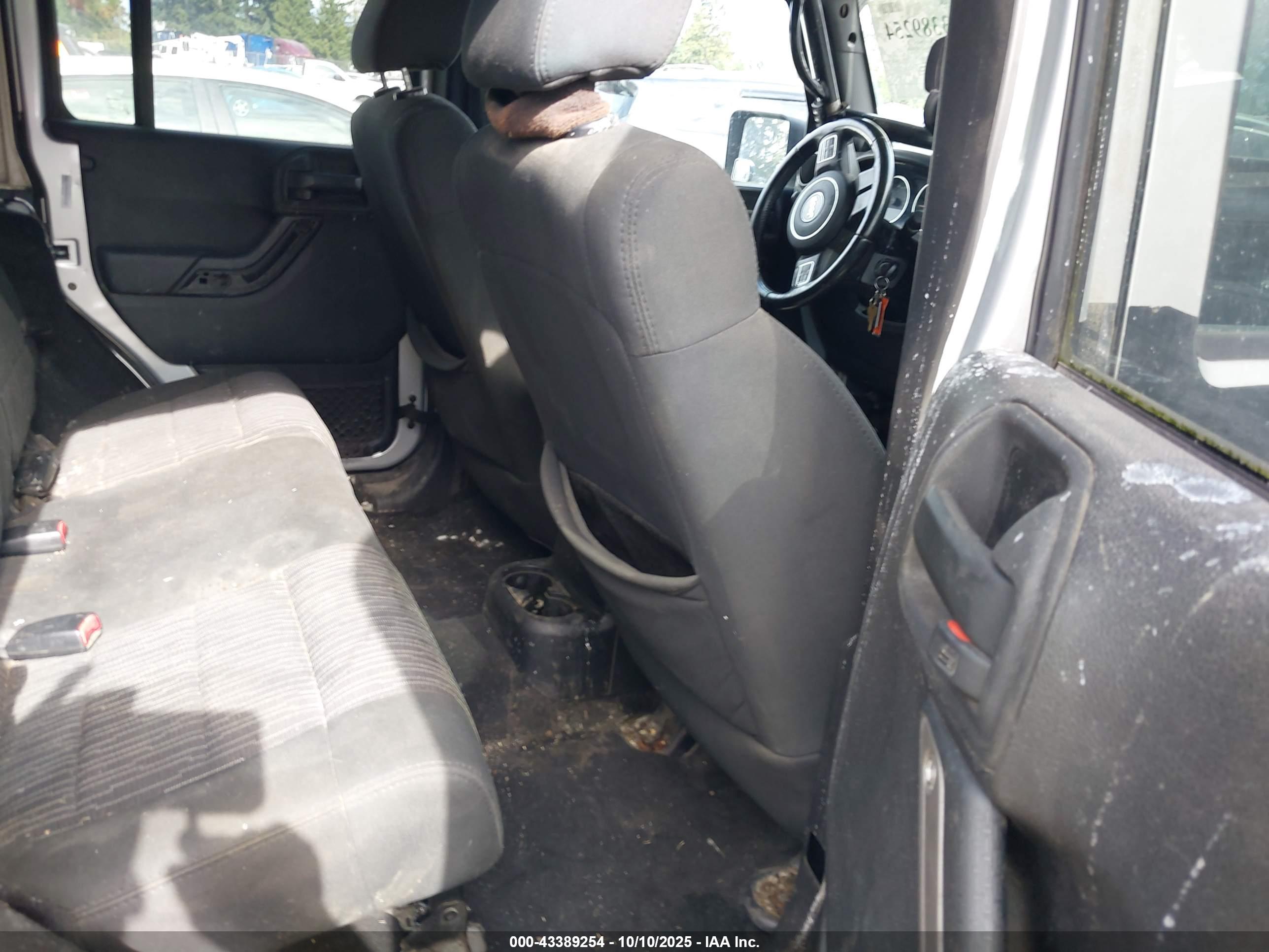 JEEP WRANGLER image 8