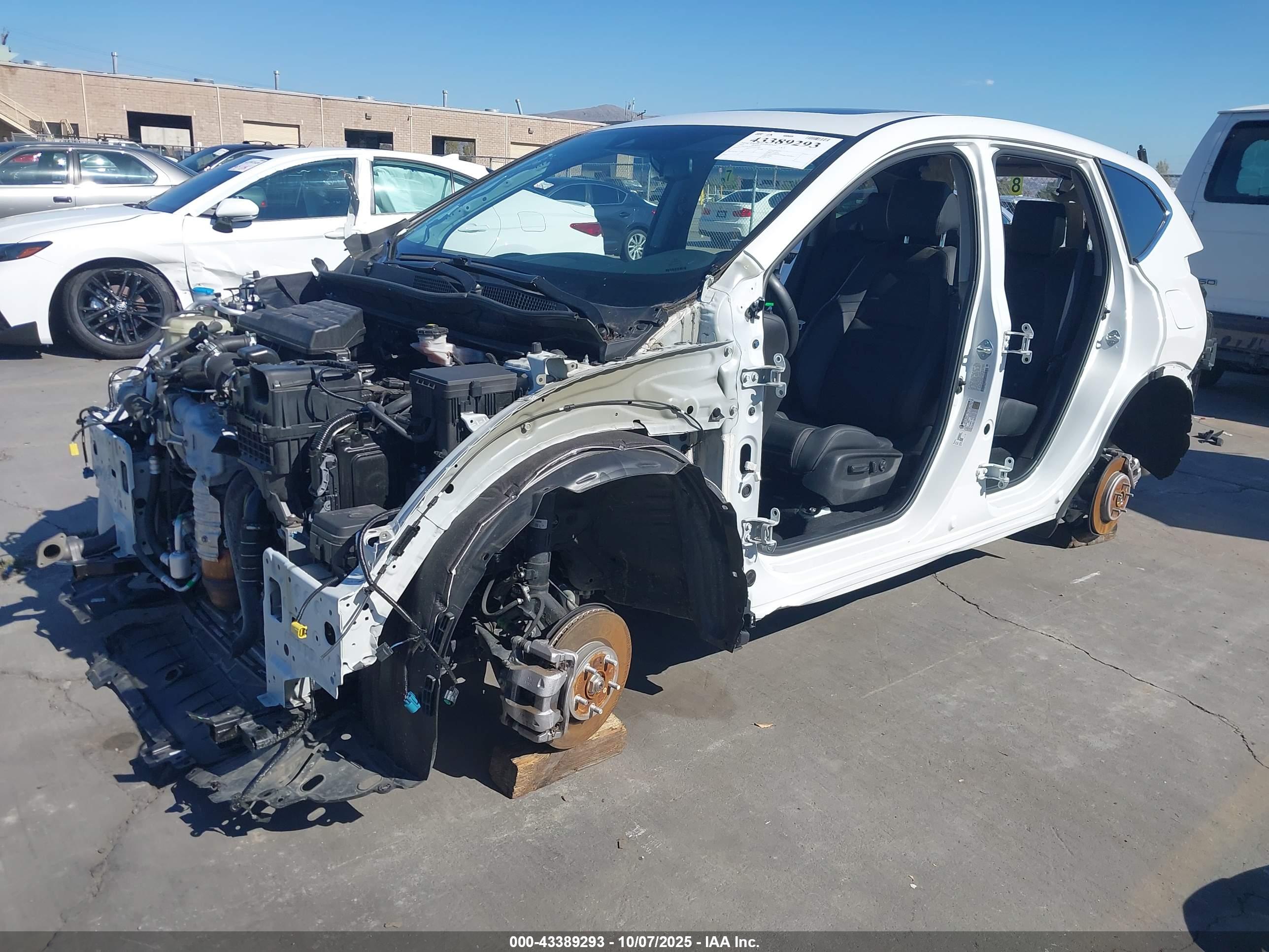 HONDA CR-V image 2