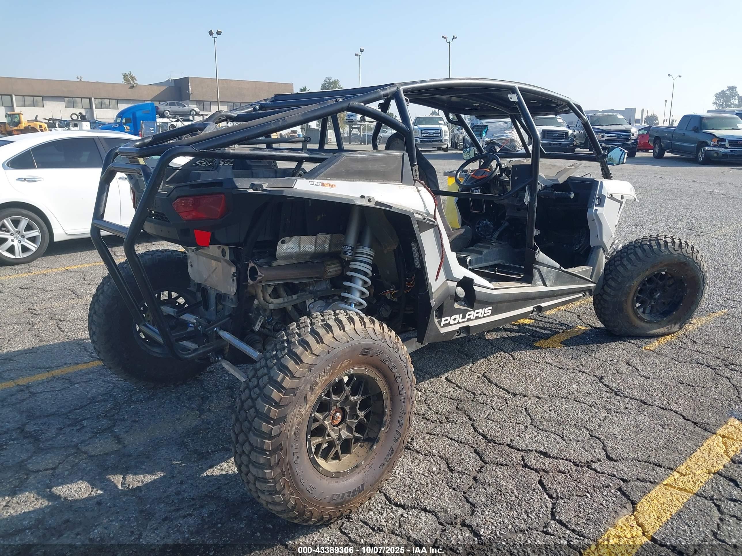 POLARIS RZR image 4