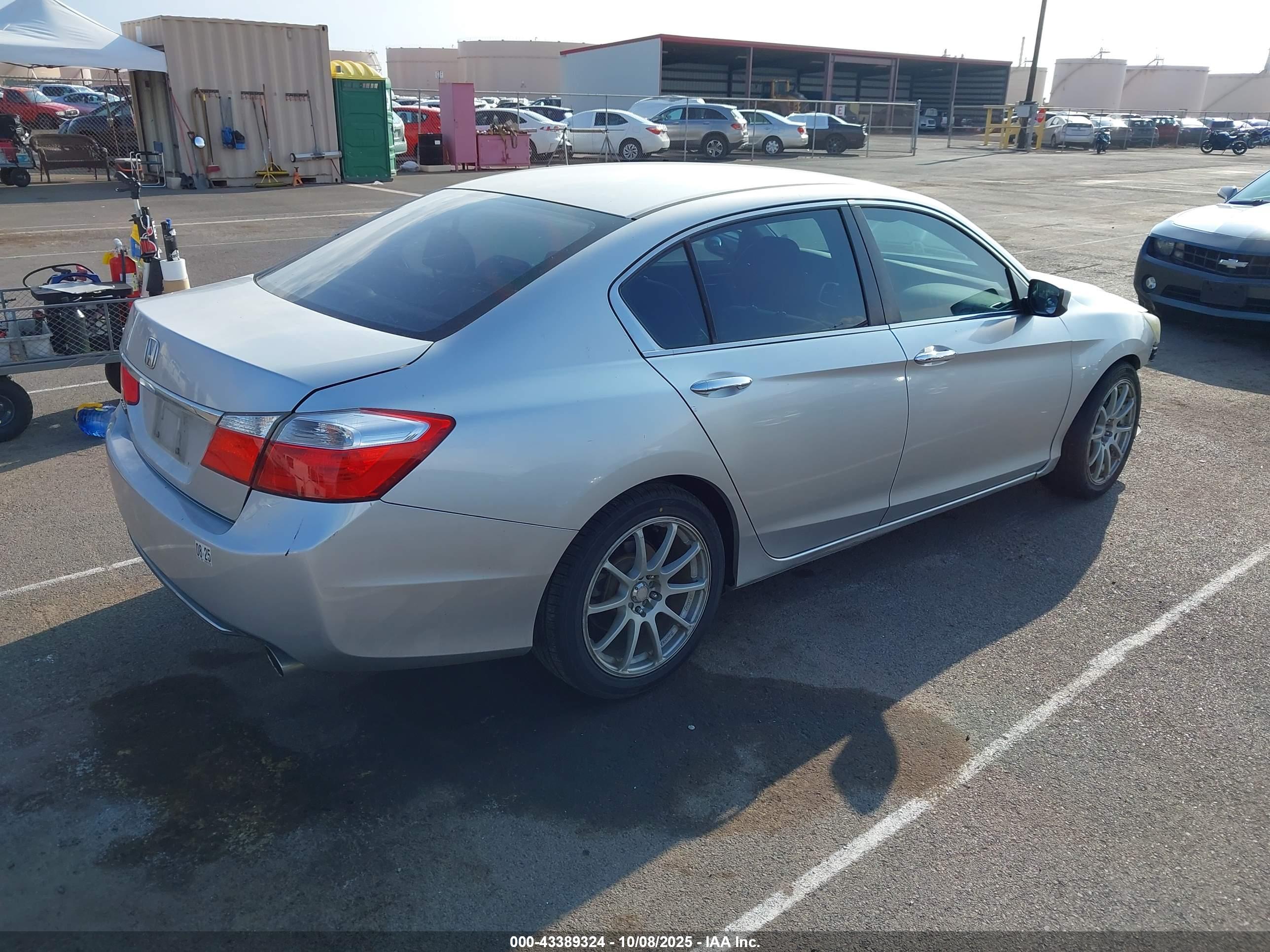 HONDA ACCORD image 4