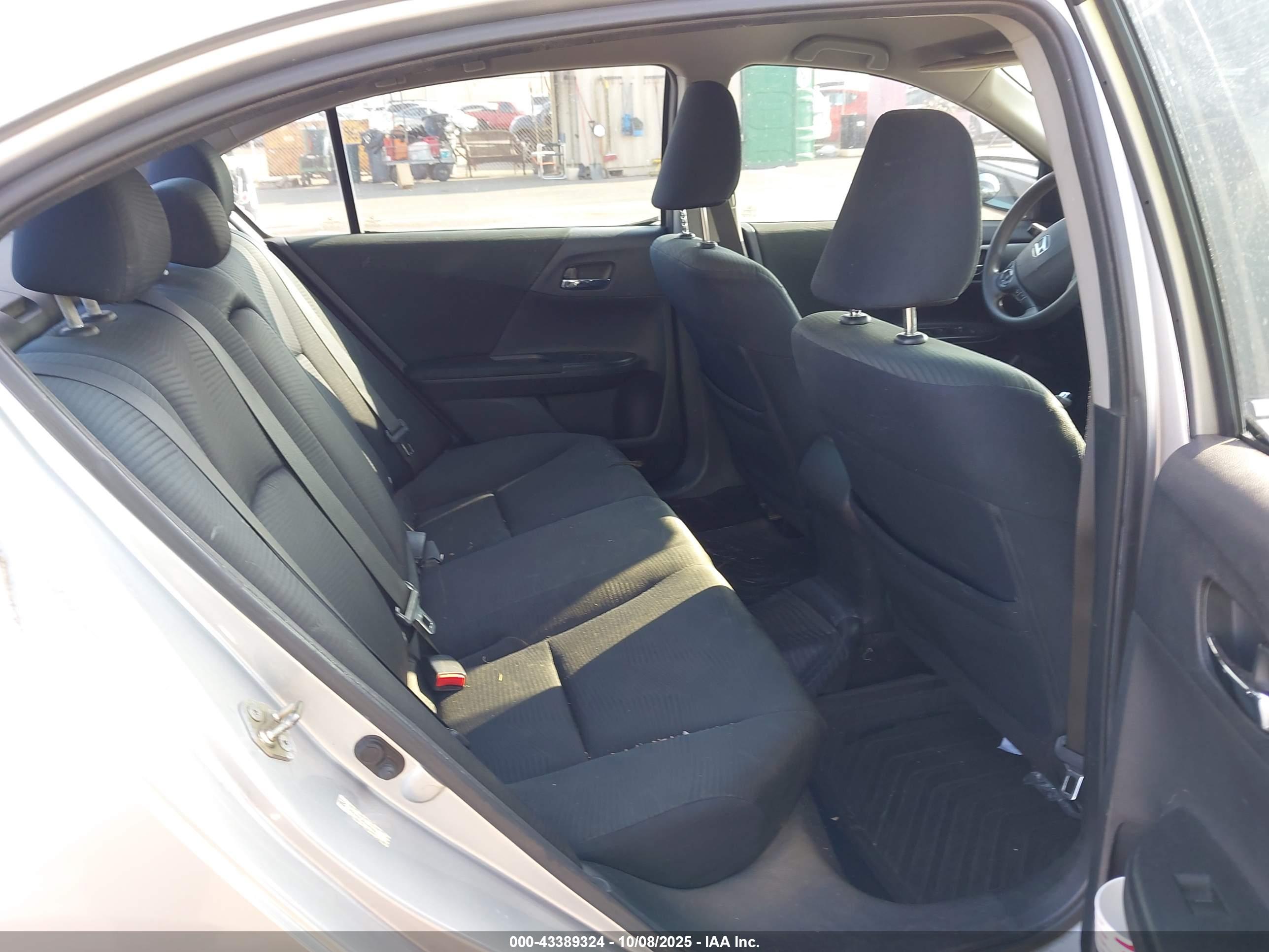 HONDA ACCORD image 8