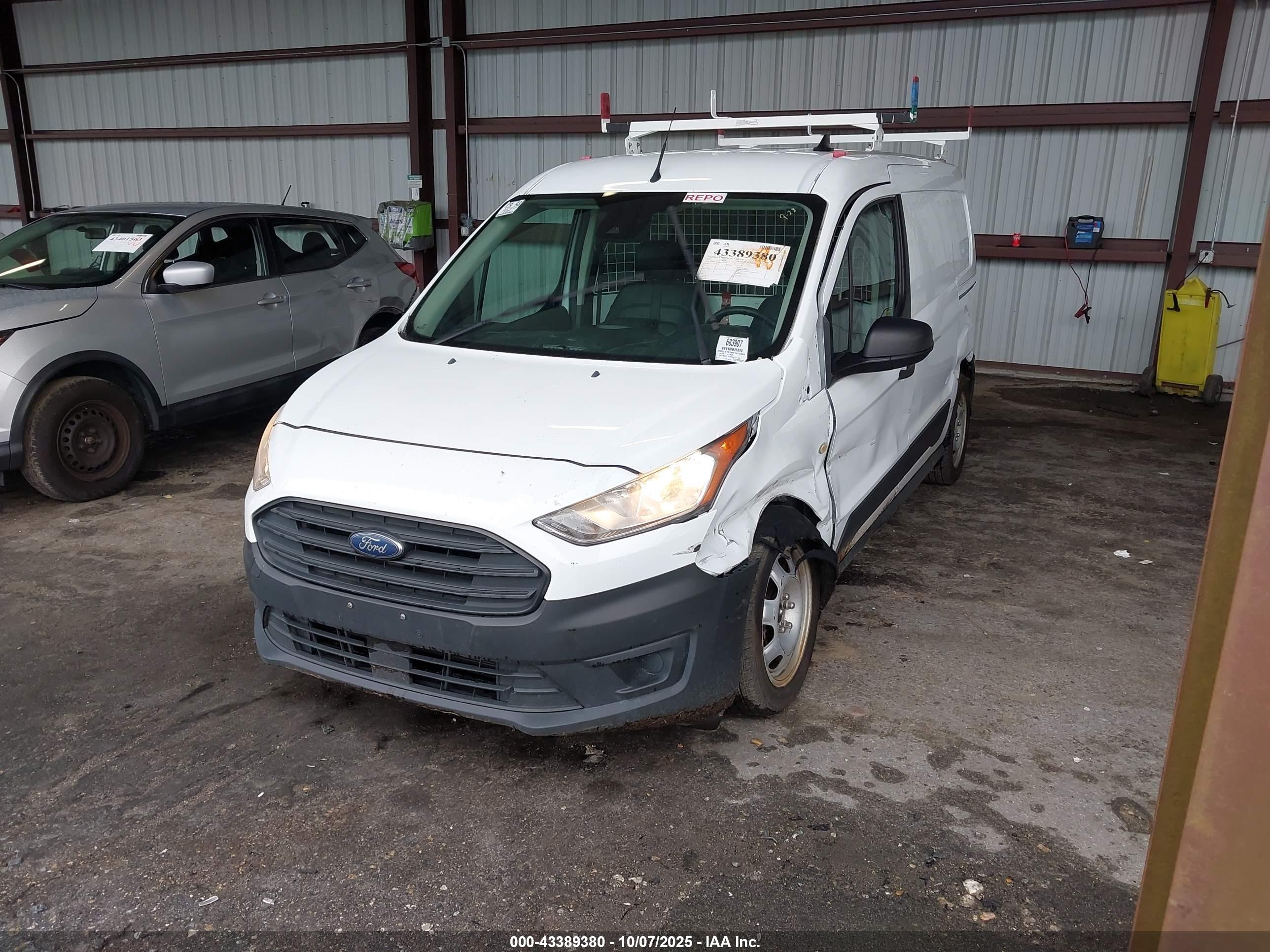 FORD TRANSIT image 2