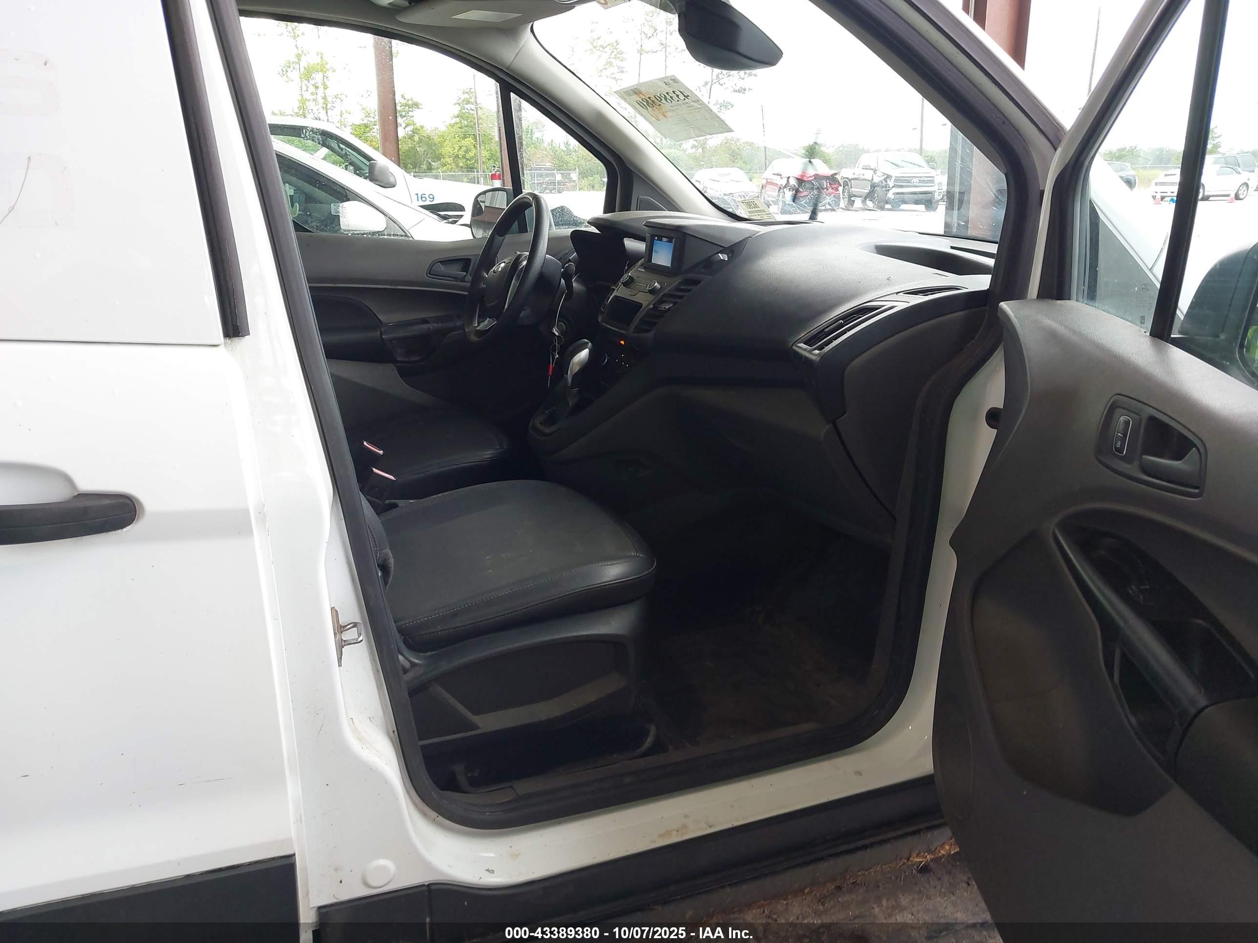 FORD TRANSIT image 5